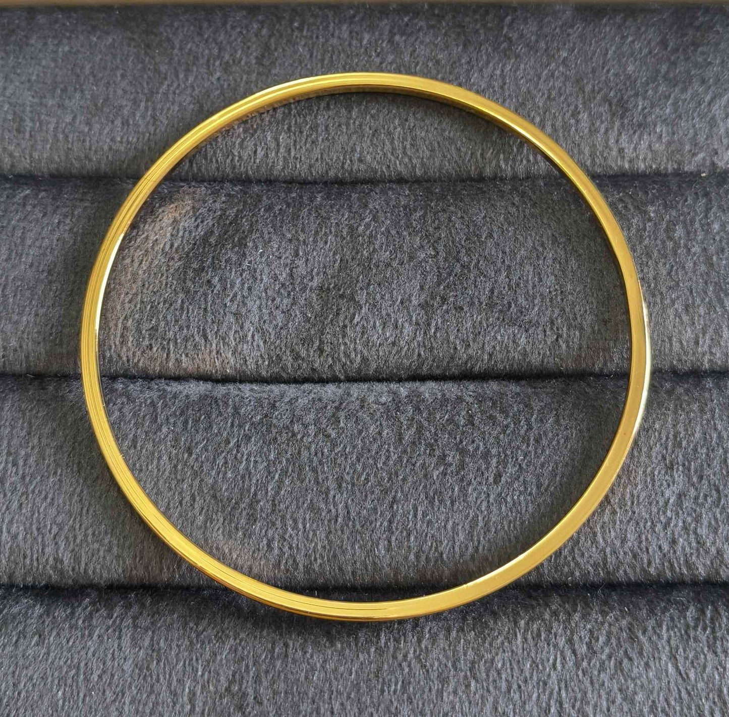Anti Tarnish Bangle Elegant Flat Bracelet 18K Gold Plated