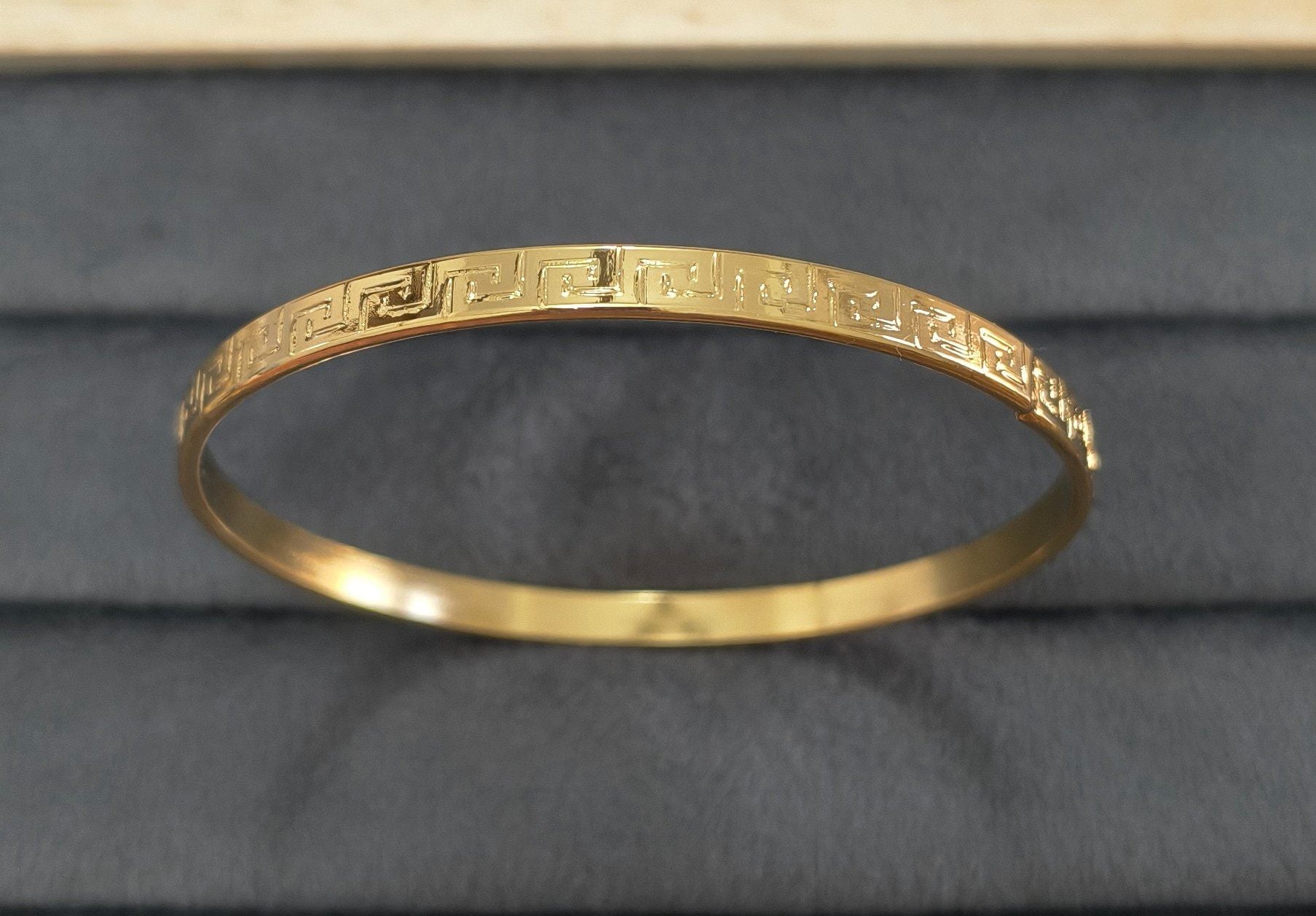 Anti Tarnish Bangle Greek Pattern 18K Gold Plated