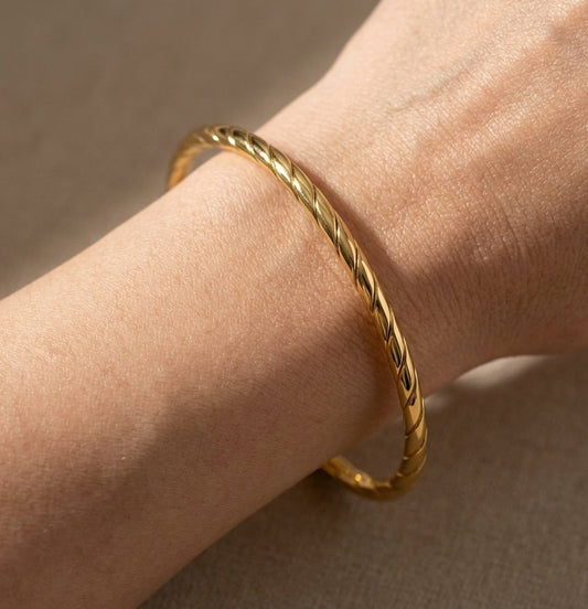 Anti Tarnish Bangle Luxe Twisted Rope 18K Gold Plated