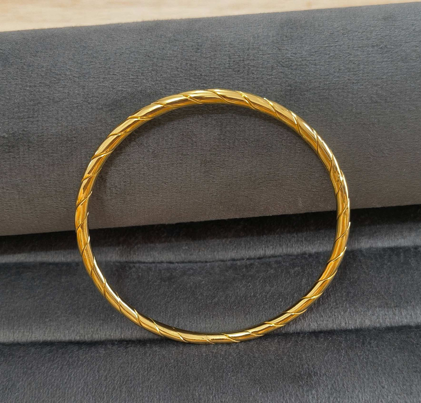 Anti Tarnish Bangle Luxe Twisted Rope 18K Gold Plated