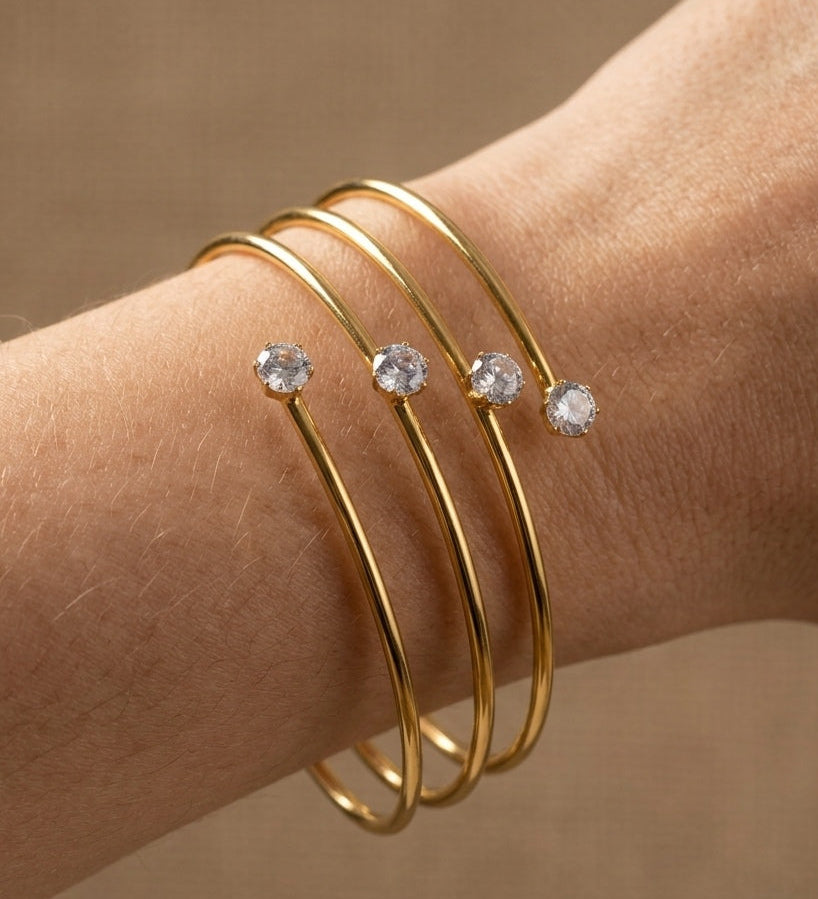 Anti Tarnish Bangle Spiral Zirconia Bangle 18K Gold Plated
