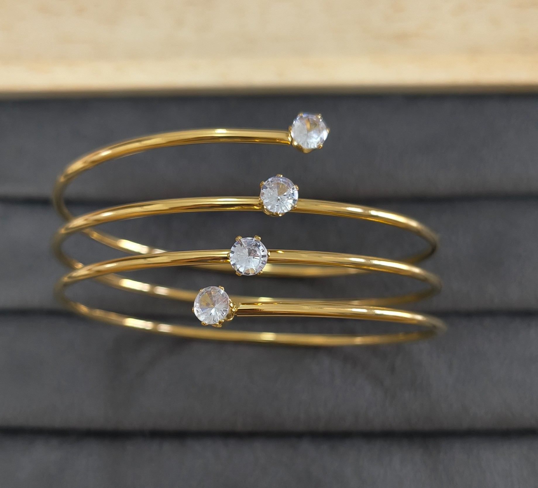 Anti Tarnish Bangle Spiral Zirconia Bangle 18K Gold Plated