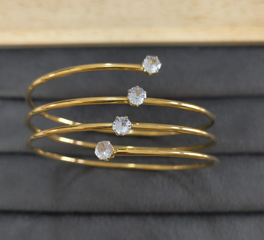 Anti Tarnish Bangle Spiral Zirconia Bangle 18K Gold Plated