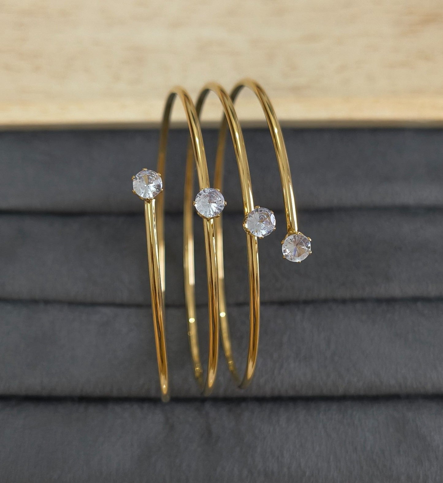 Anti Tarnish Bangle Spiral Zirconia Bangle 18K Gold Plated