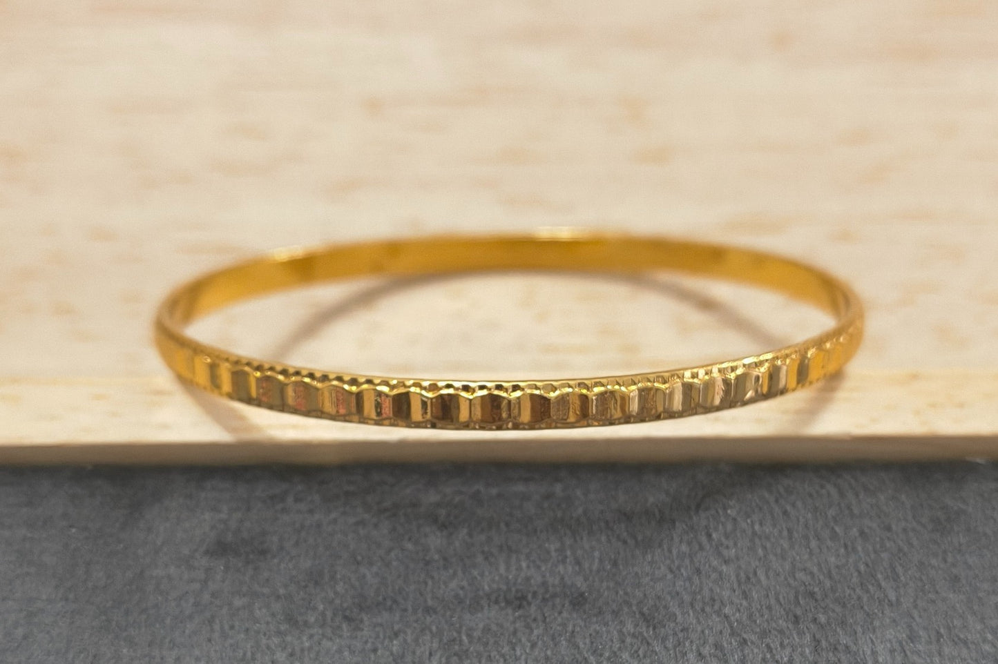 Anti Tarnish Bangle Square Chain Print 18K Gold Plated