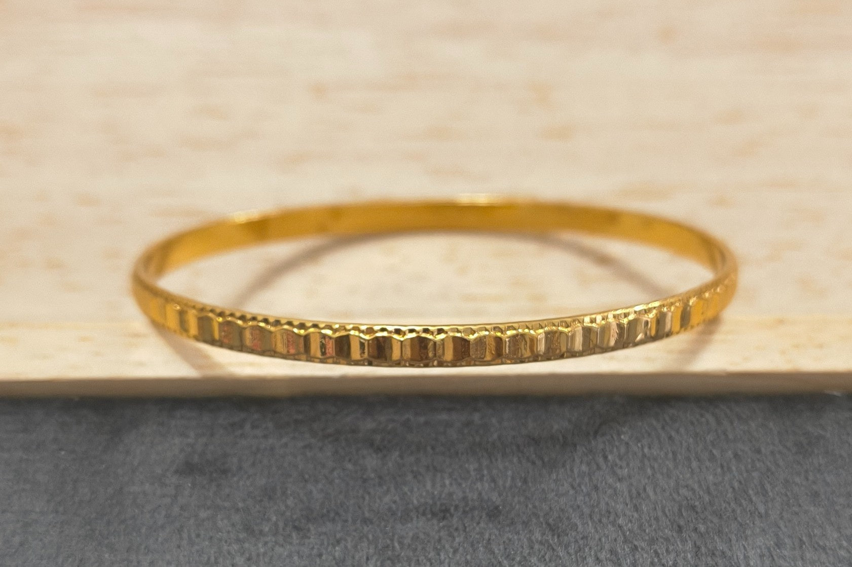 Anti Tarnish Bangle Square Chain Print 18K Gold Plated