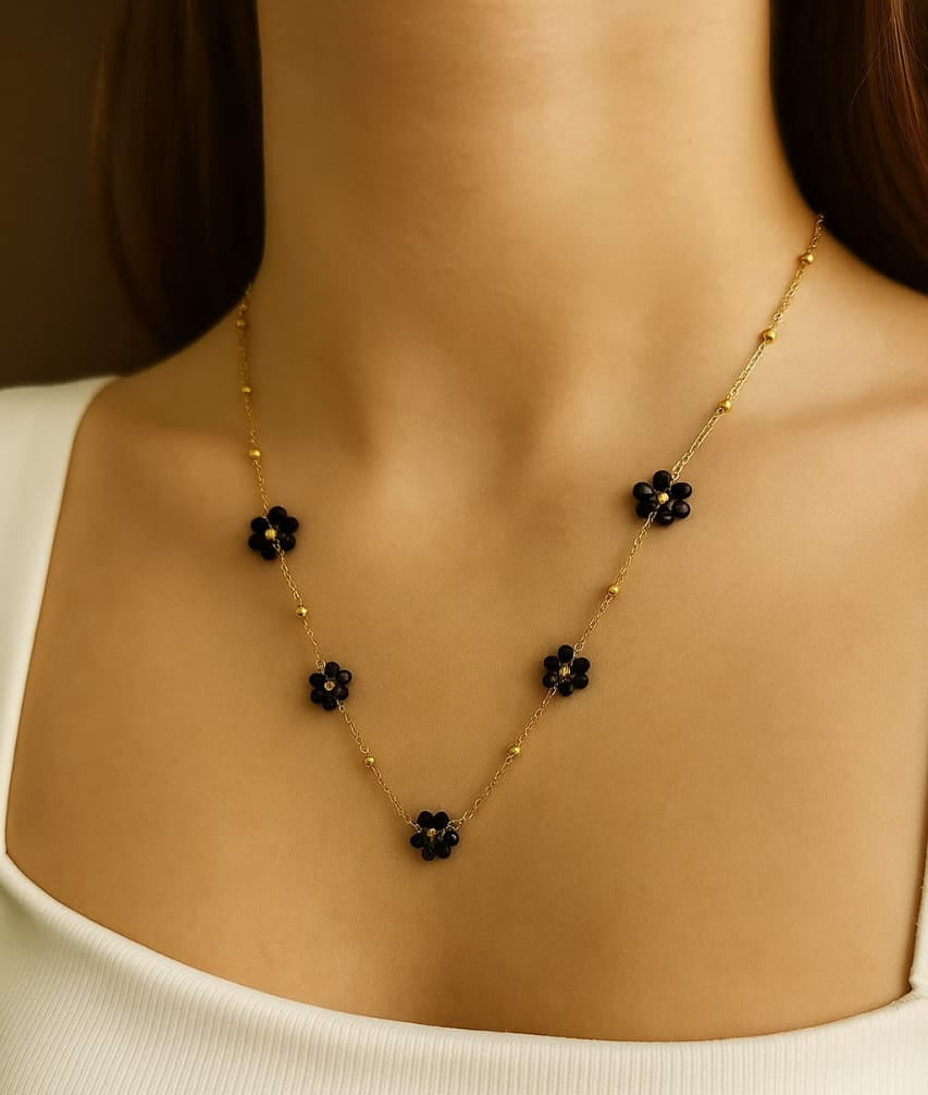 Anti Tarnish Black Beads Floral Necklace 18K Gold Plated