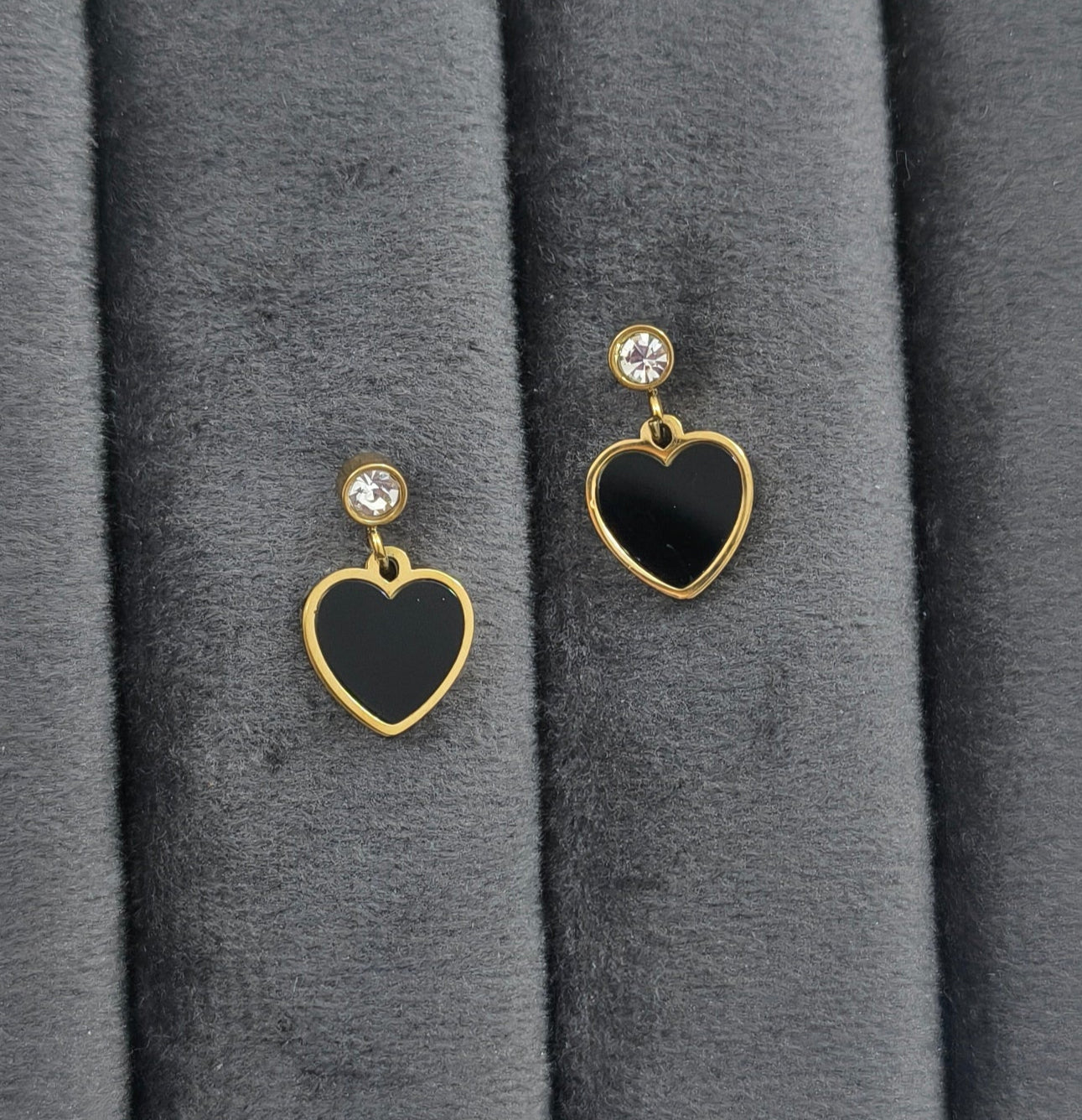 Anti Tarnish Black Heart Drop 18K Gold Plated