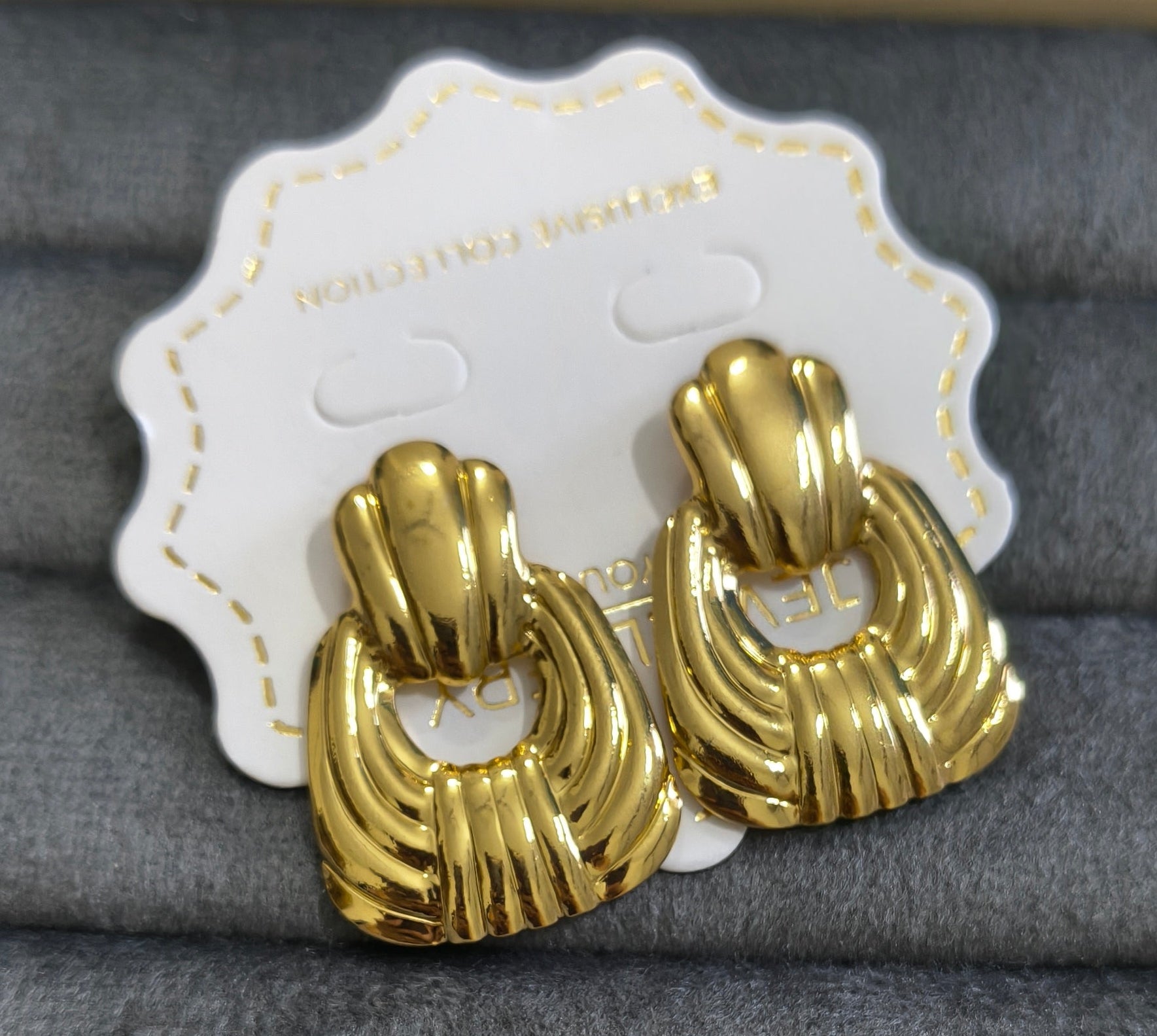 Anti Tarnish Bold Drop Design Stud Earrings 18K Gold Plated