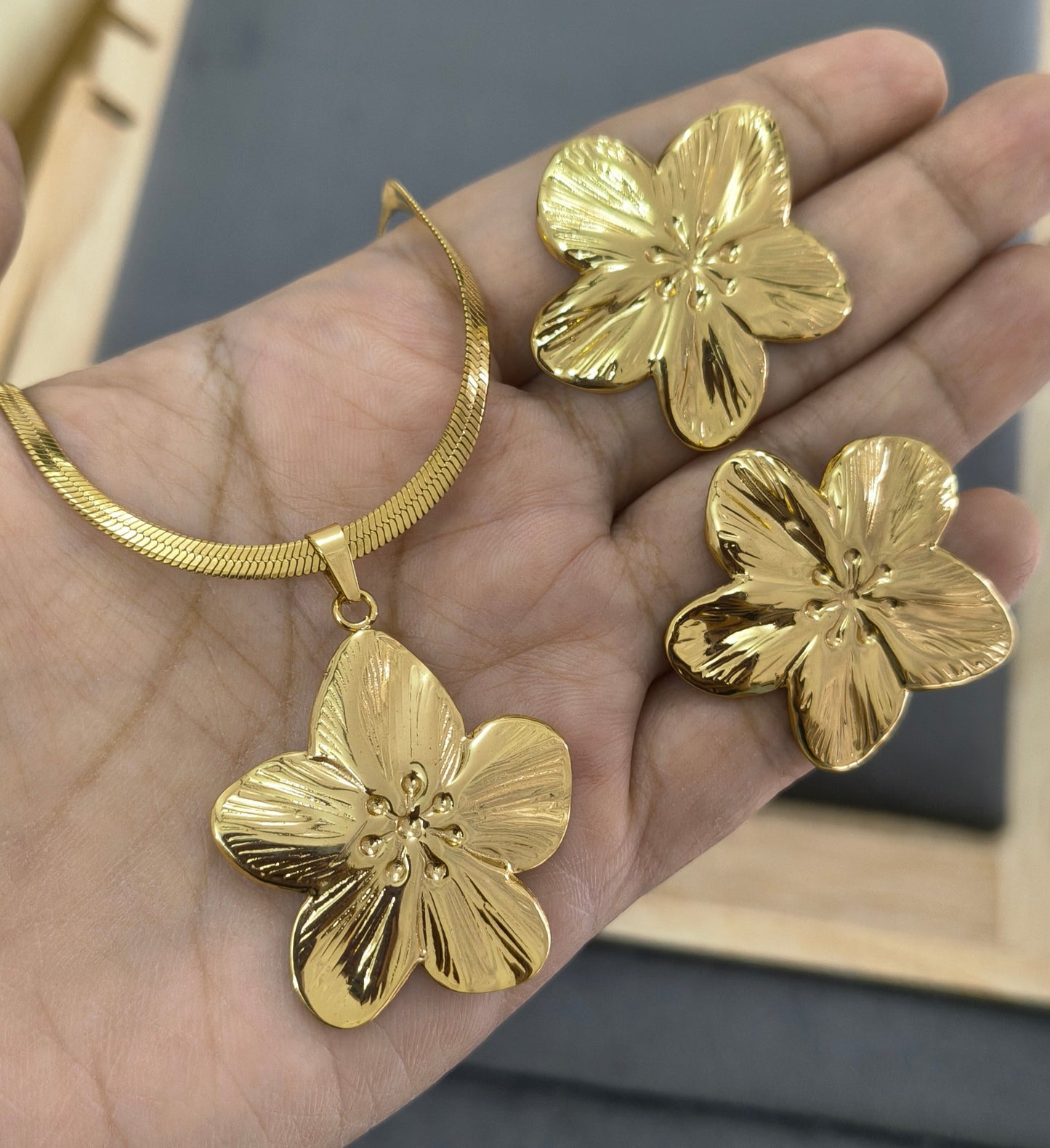Anti Tarnish Bold Floral Combo Set 18K Gold Plated