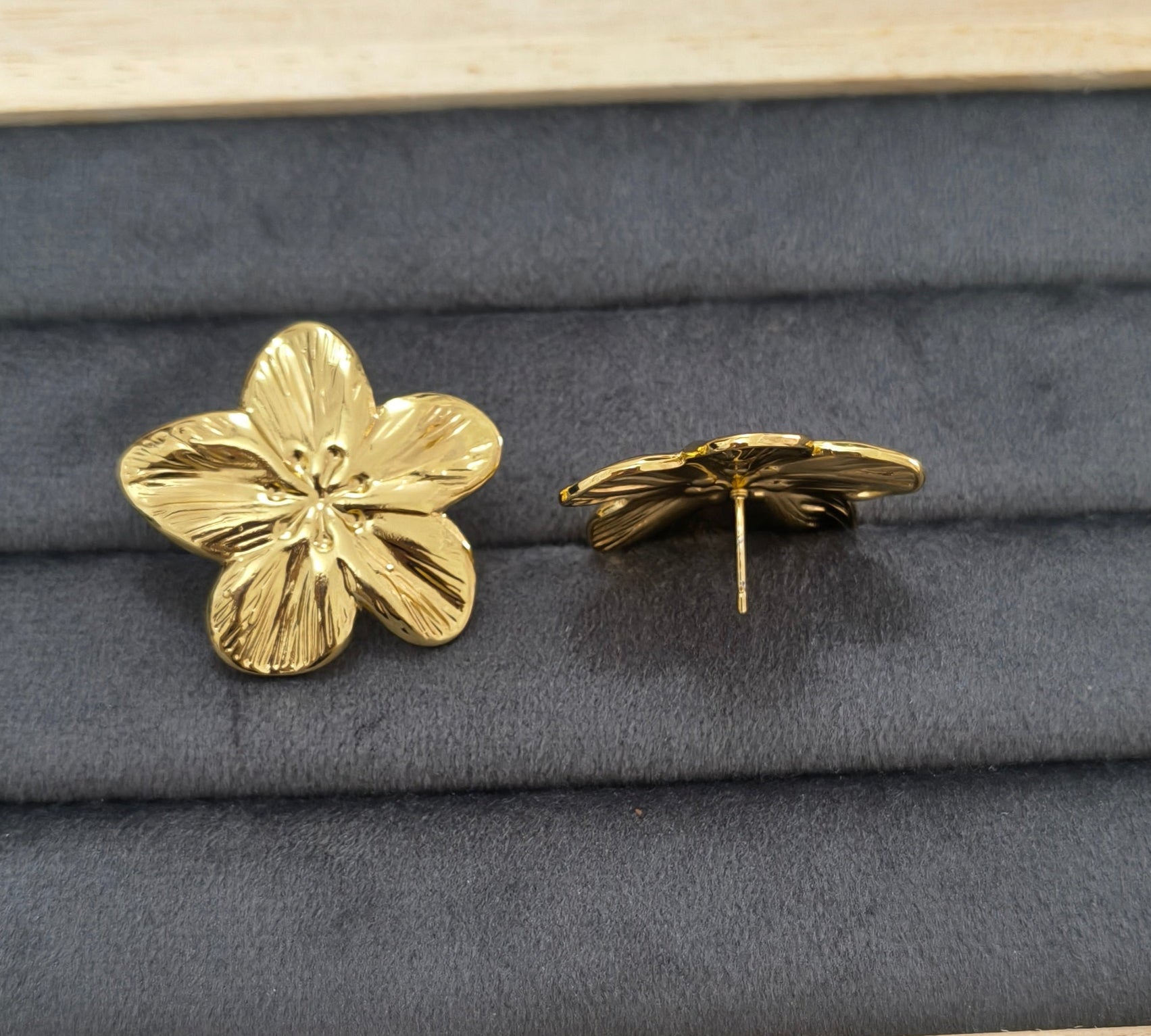 Anti Tarnish Bold Floral Combo Set 18K Gold Plated