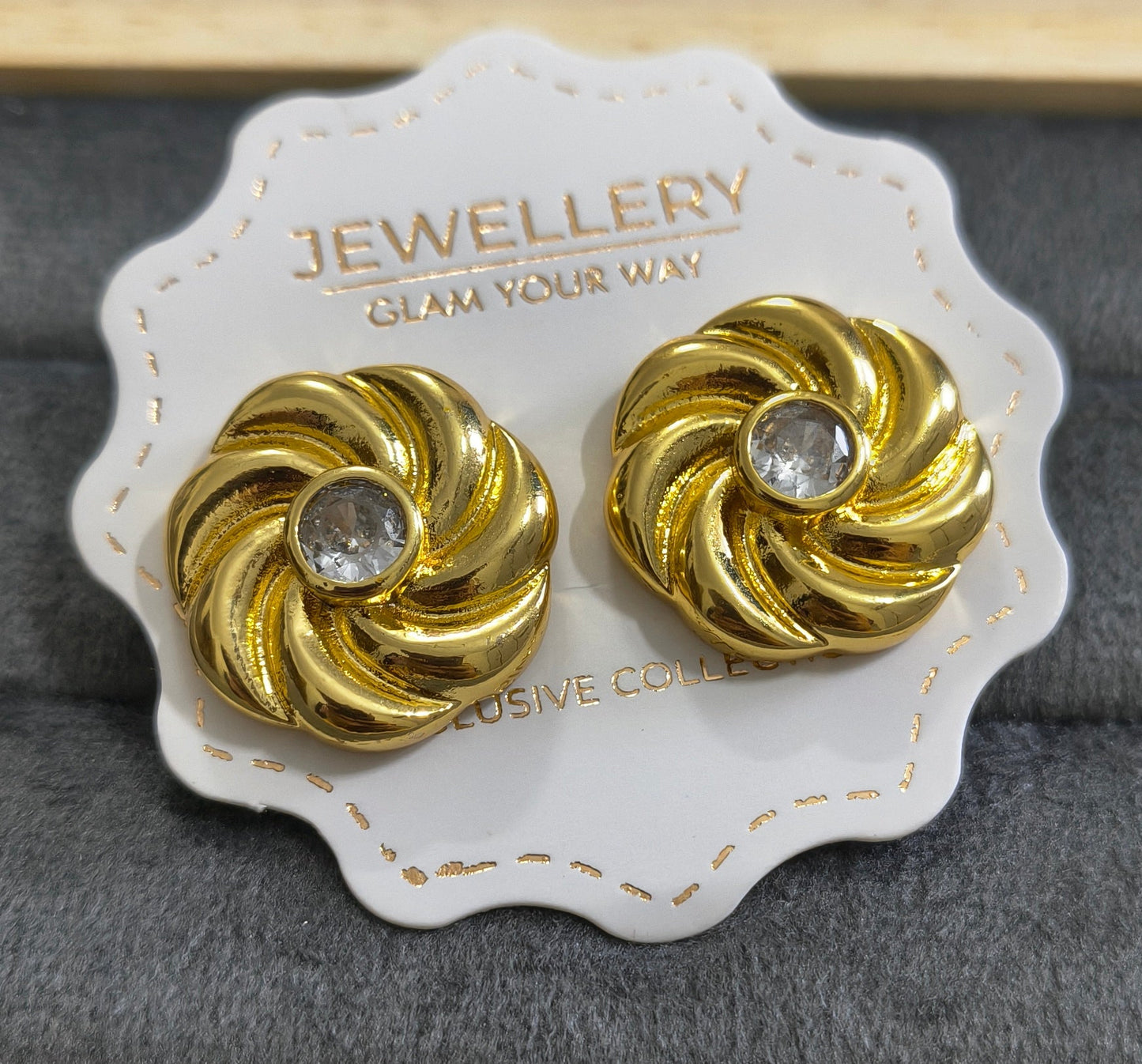 Anti Tarnish Bold Solitaire Flower Earrings 18K Gold Plated