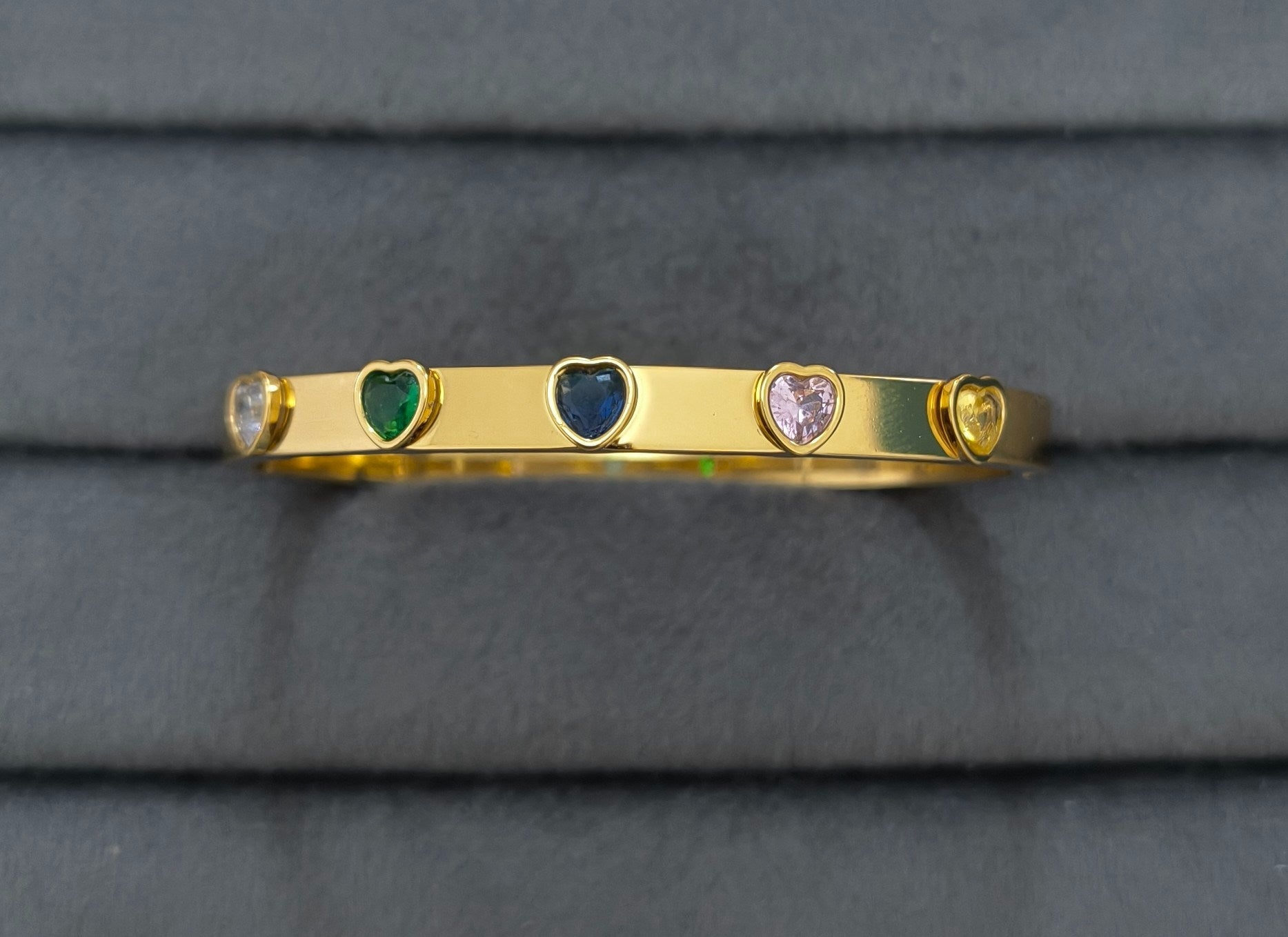 Anti Tarnish Bracelet Babysize Multi Hearts 18K Gold Plated