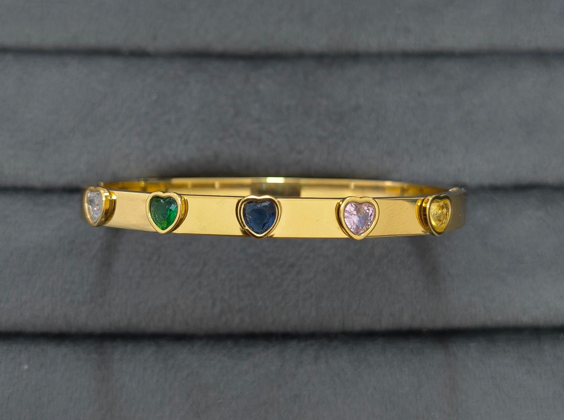 Anti Tarnish Bracelet Babysize Multi Hearts 18K Gold Plated
