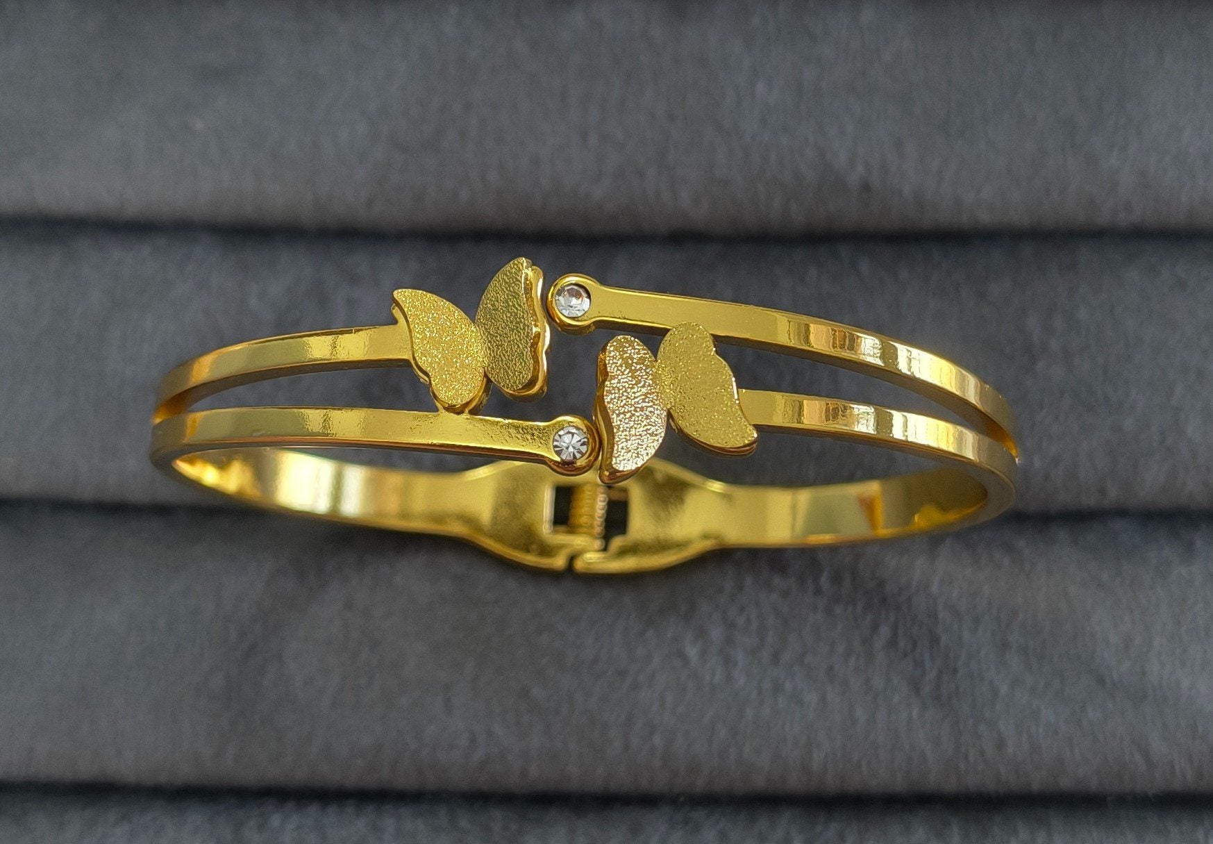 Anti Tarnish Bracelet Butterfly Diamond Line 18K Gold Plated