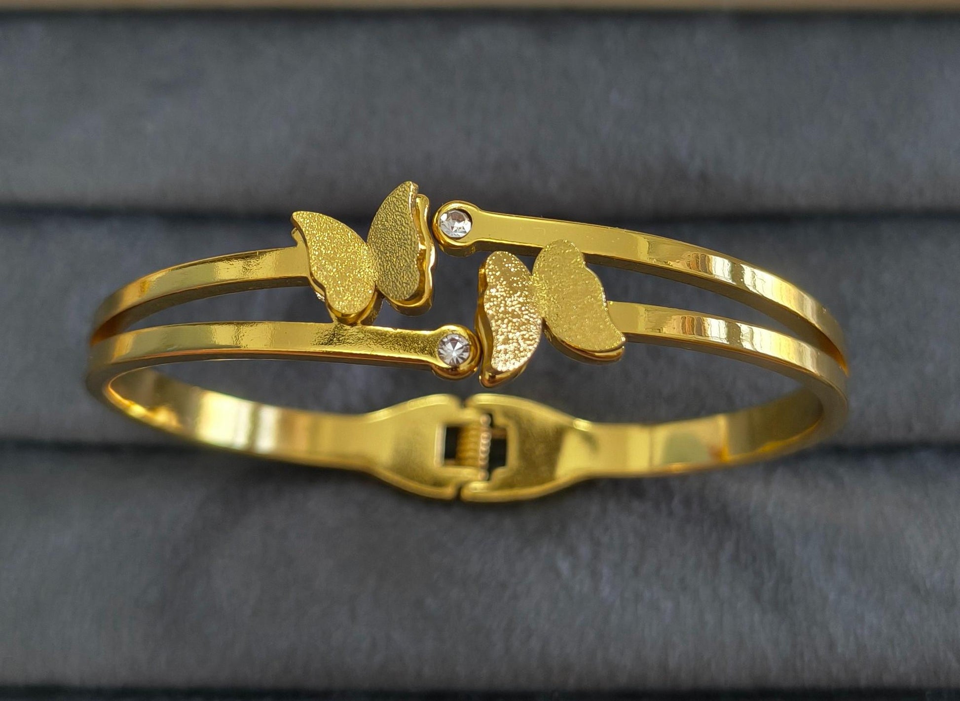Anti Tarnish Bracelet Butterfly Diamond Line 18K Gold Plated