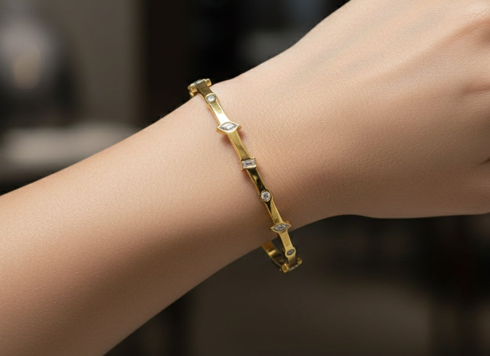 Anti Tarnish Bracelet Diamonds Love Bangle 18K Gold Plated