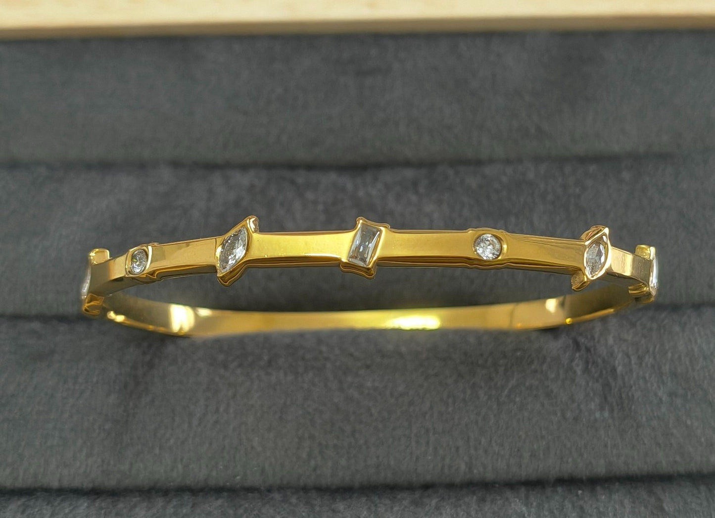 Anti Tarnish Bracelet Diamonds Love Bangle 18K Gold Plated