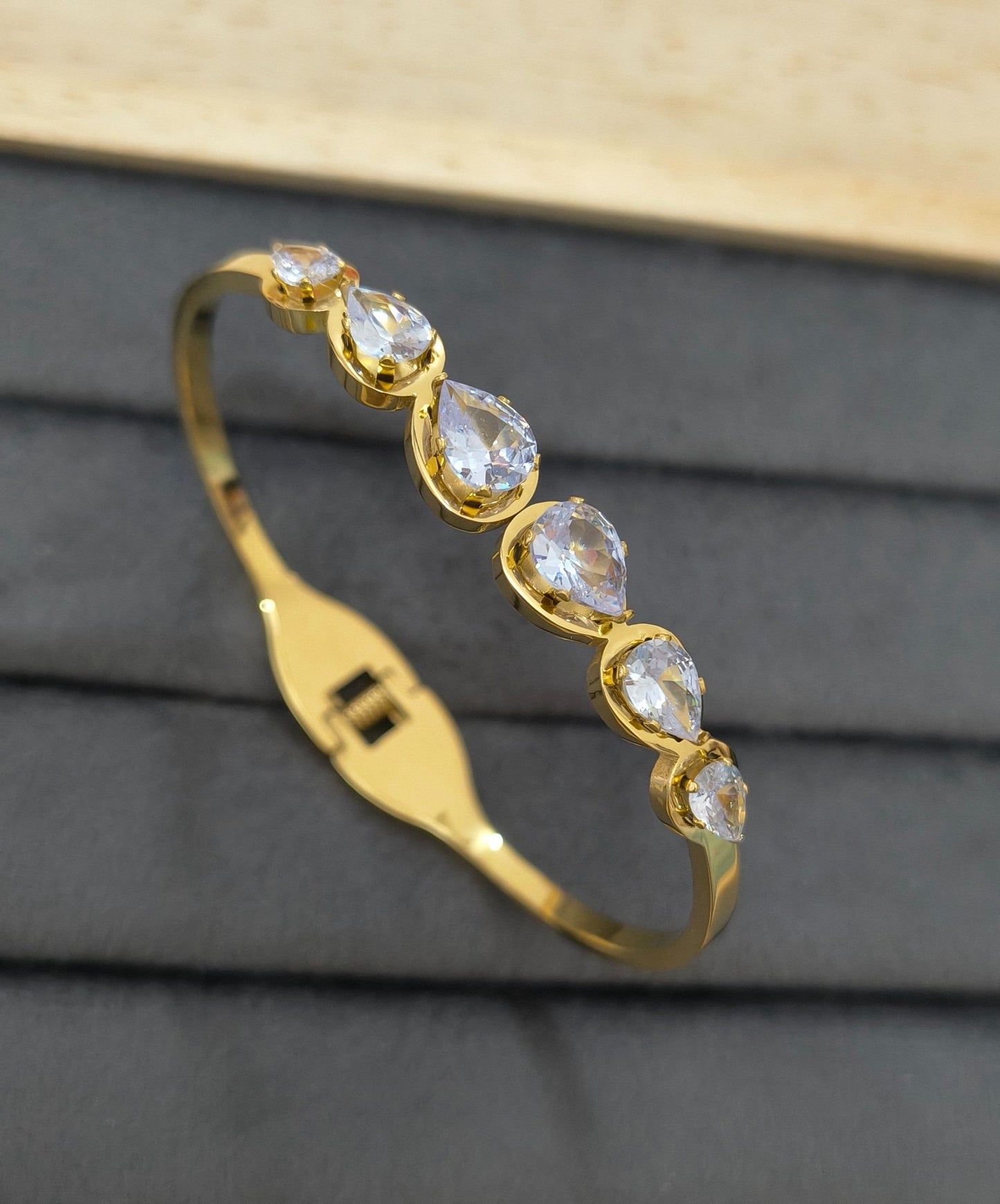 Anti Tarnish Bracelet Layered Stone 18K Gold Plated