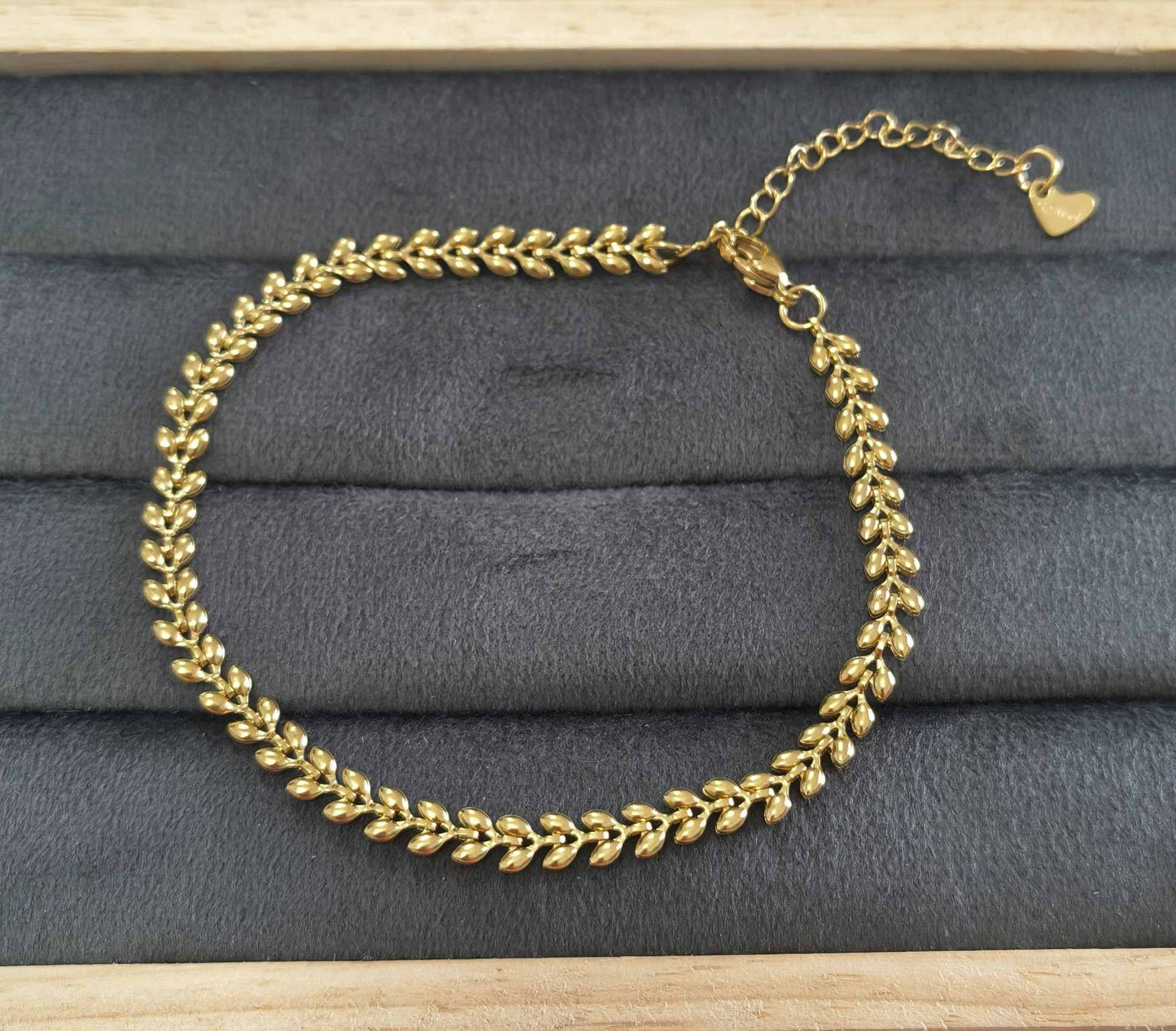 Anti Tarnish Bracelet Leaf Chain 18K Gold Plated