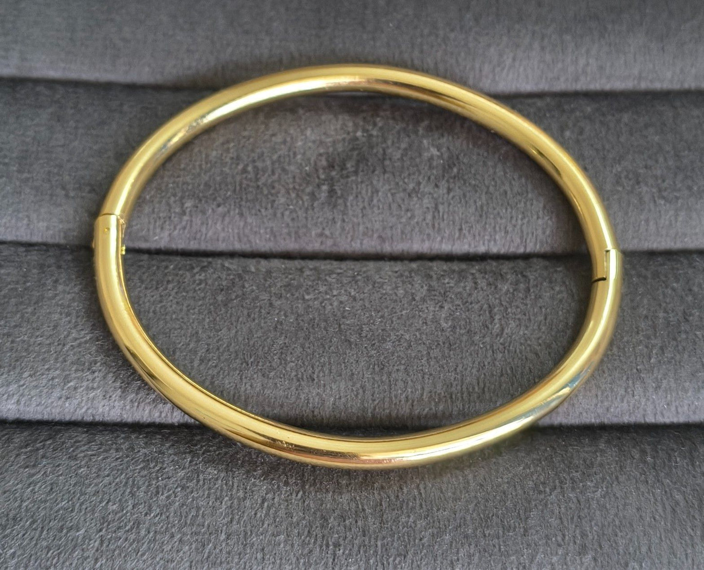 Anti Tarnish Bracelet Plain Solid Bangle 18K Gold Plated