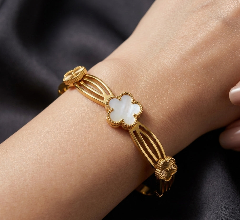 Anti Tarnish Bracelet Shiny Clover 18K Gold Plated