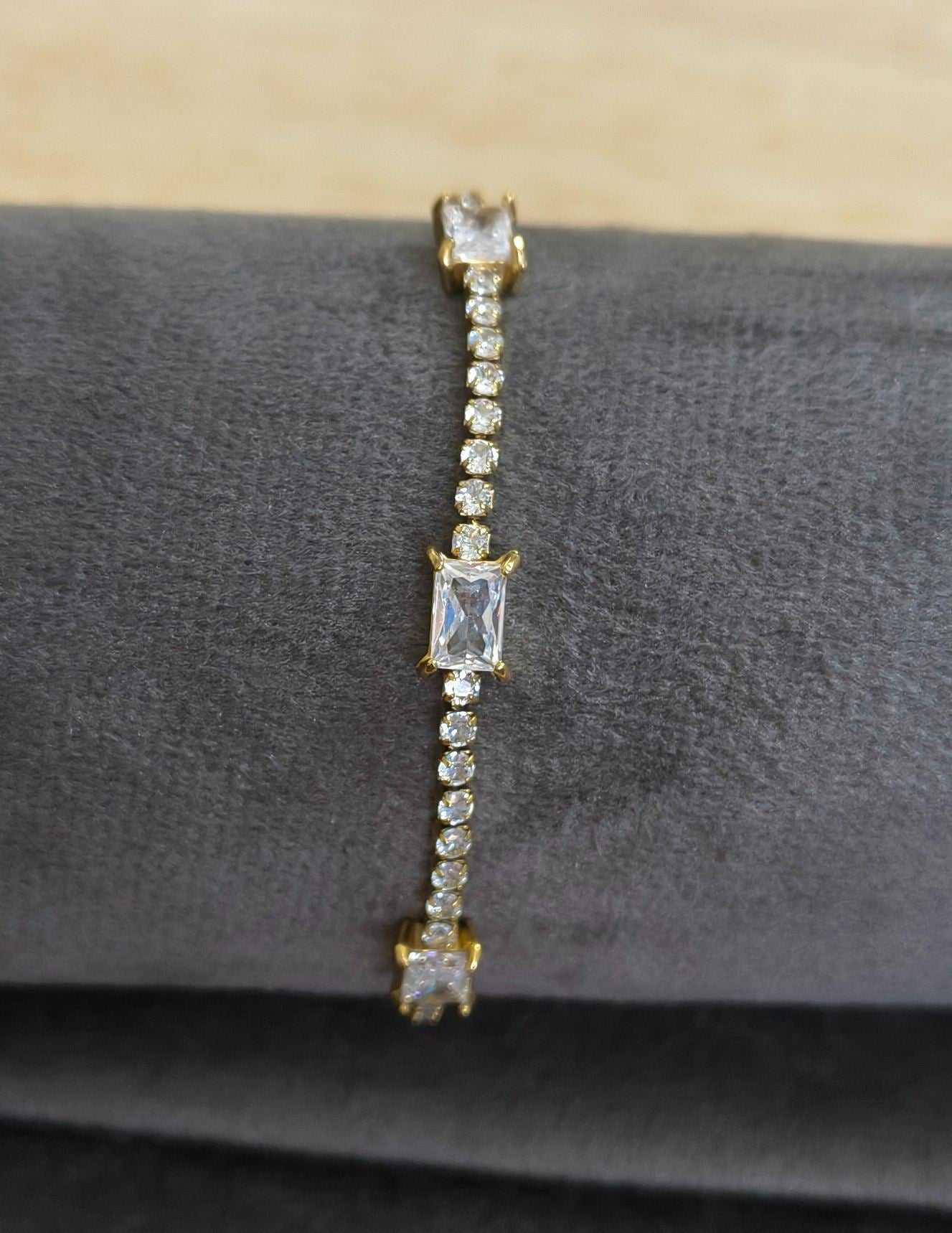 Anti Tarnish Bracelet Shiny Tennis Bracelet 18K Gold Plated