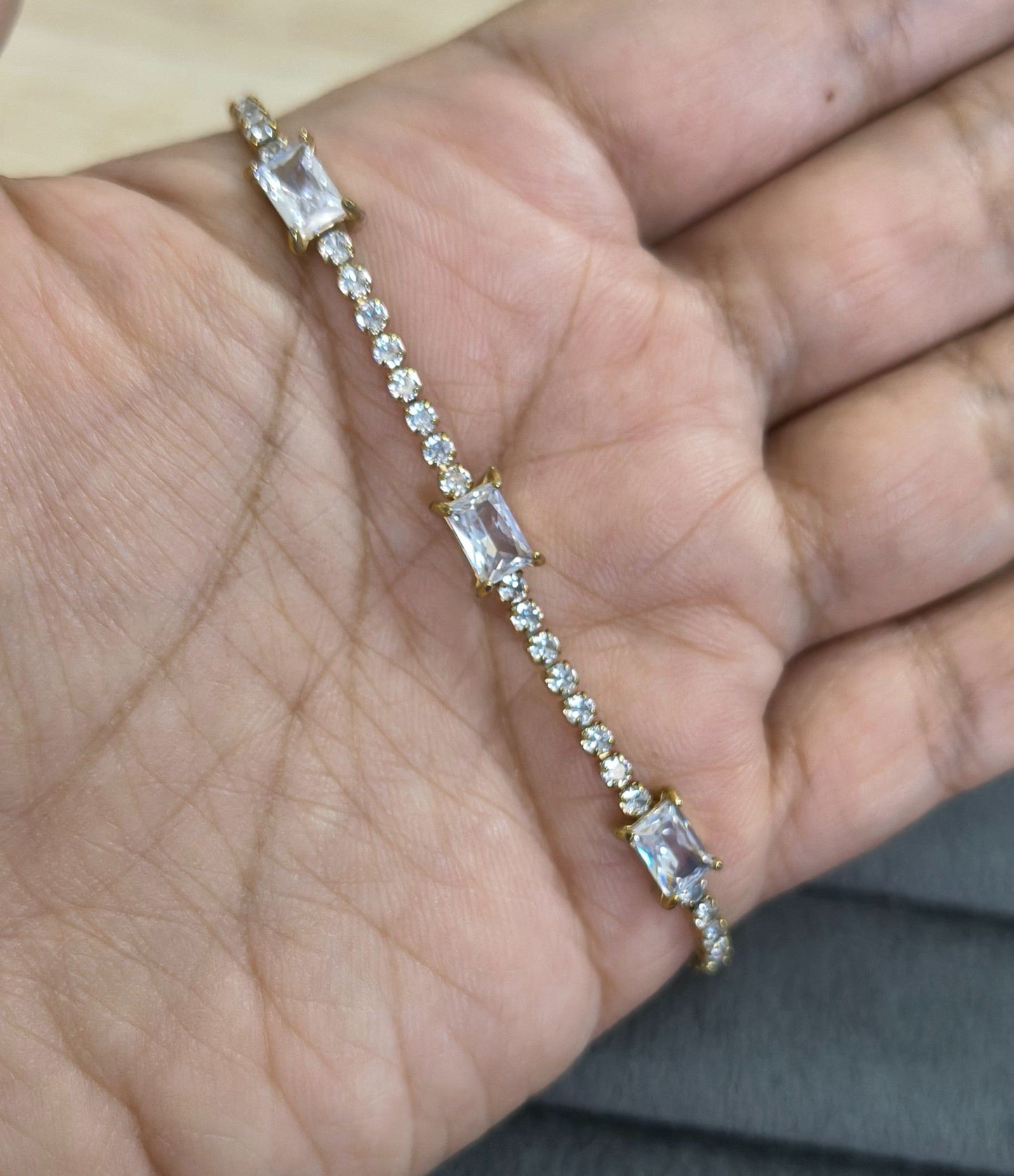 Anti Tarnish Bracelet Shiny Tennis Bracelet 18K Gold Plated