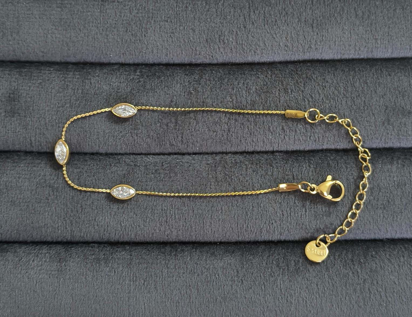 Anti Tarnish Bracelet Solitaire Bracelet 18K Gold Plated