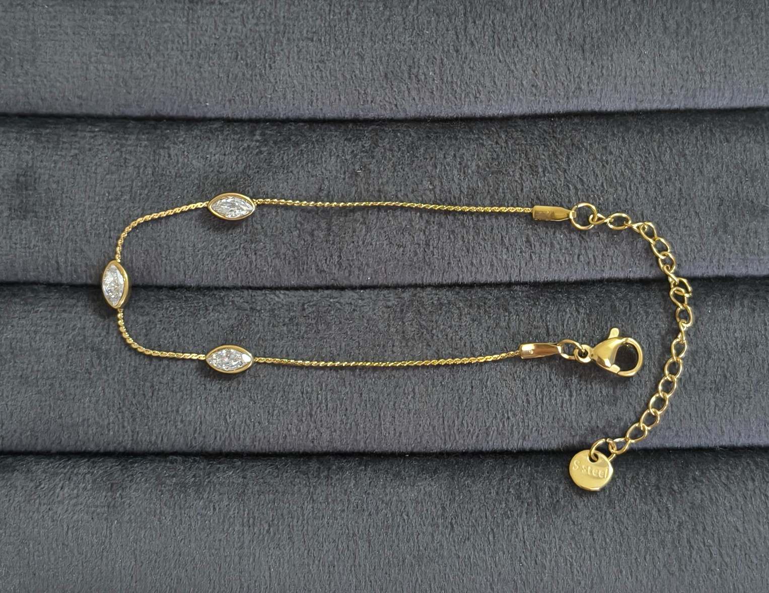 Anti Tarnish Bracelet Solitaire Bracelet 18K Gold Plated