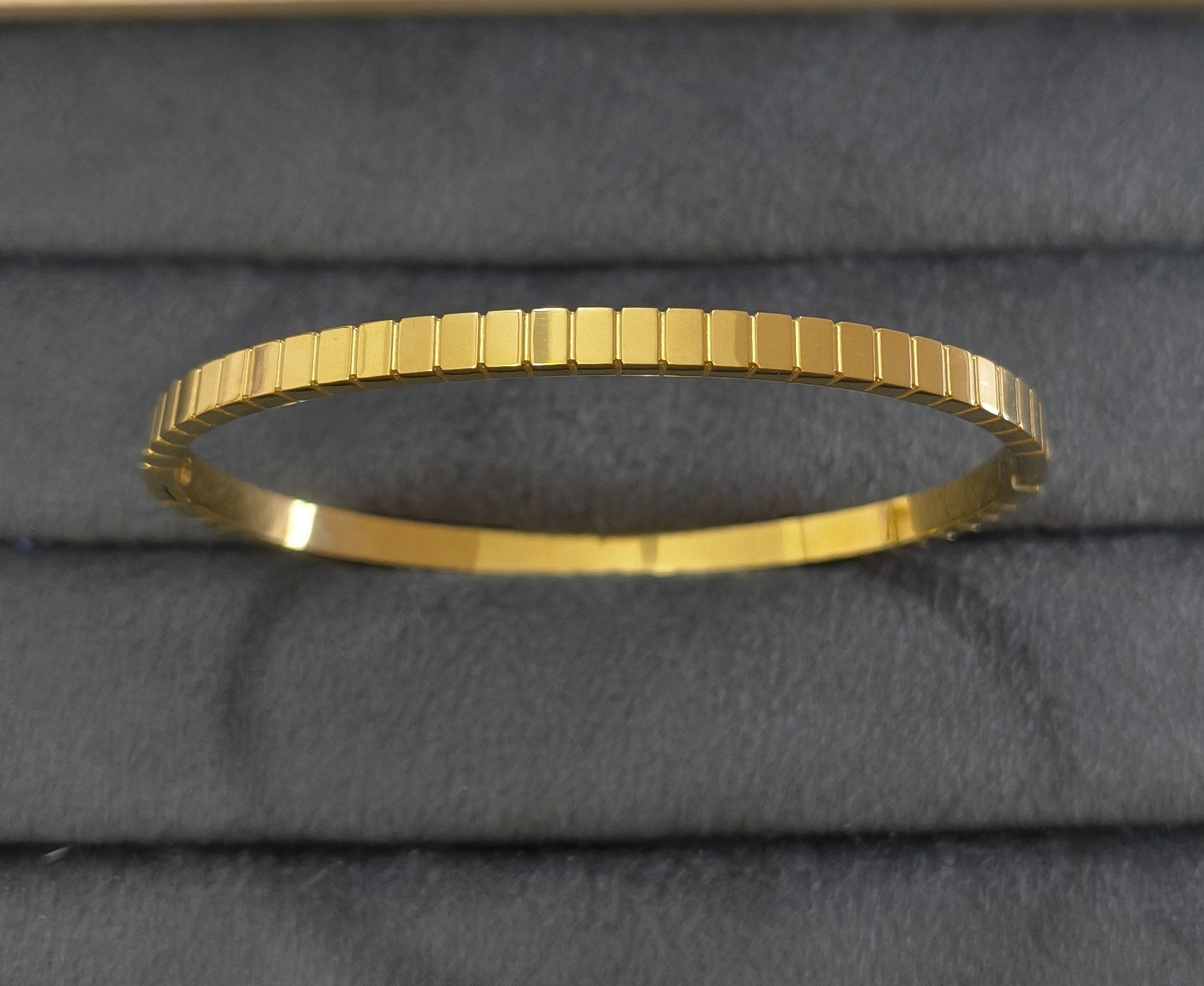 Anti Tarnish Bracelet Square Checks Shape 18K Gold Plated