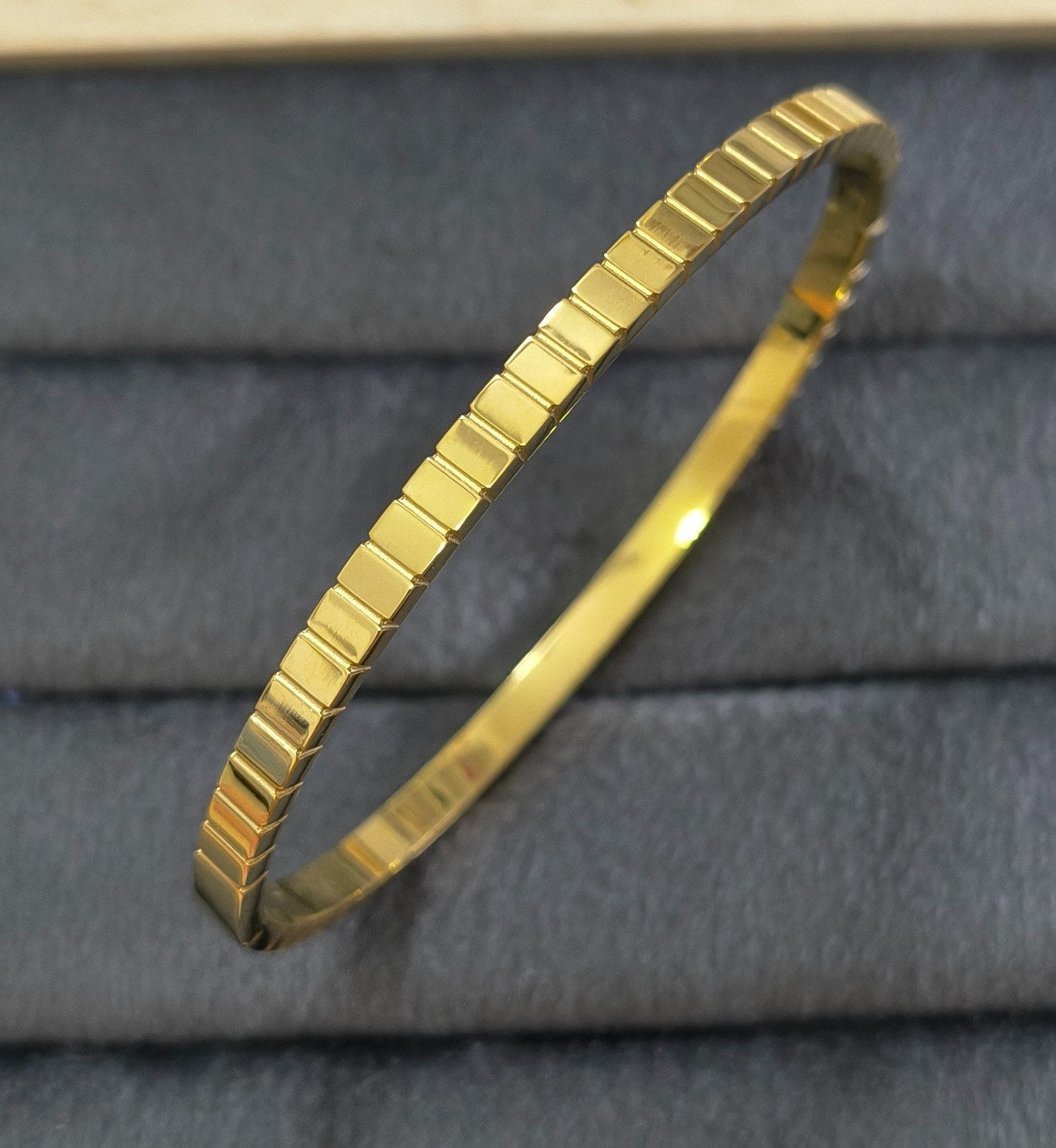 Anti Tarnish Bracelet Square Checks Shape 18K Gold Plated
