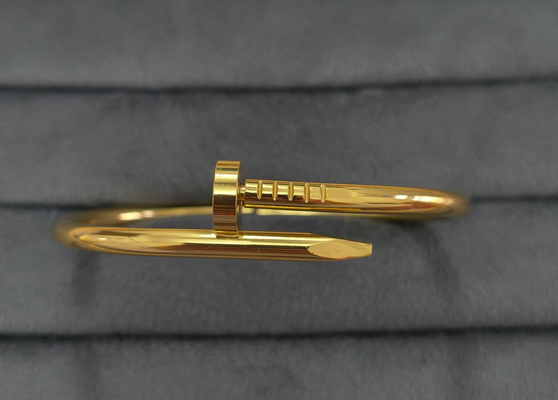 Anti Tarnish Bracelet Trendy Nail Design 18K Gold Plated