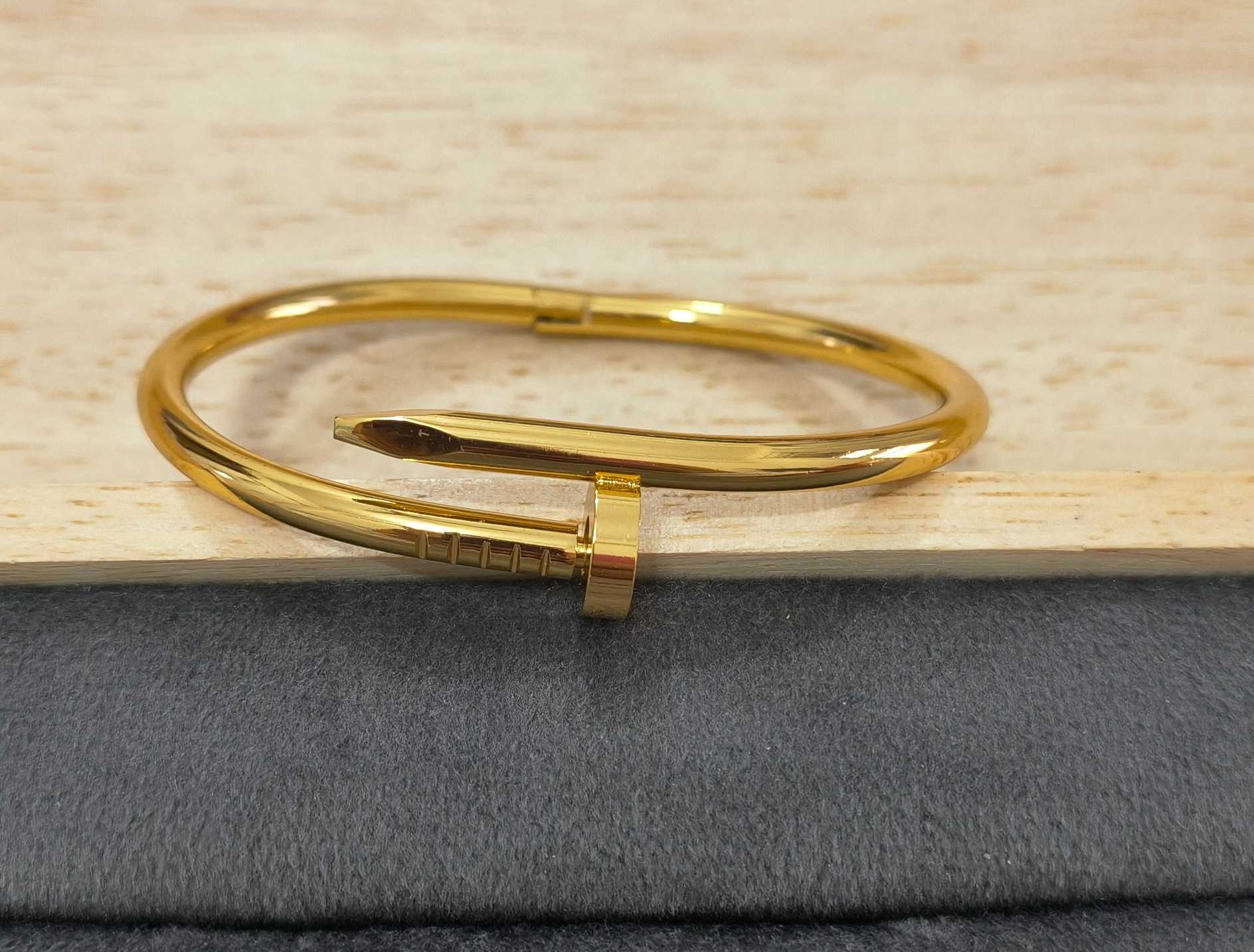 Anti Tarnish Bracelet Trendy Nail Design 18K Gold Plated