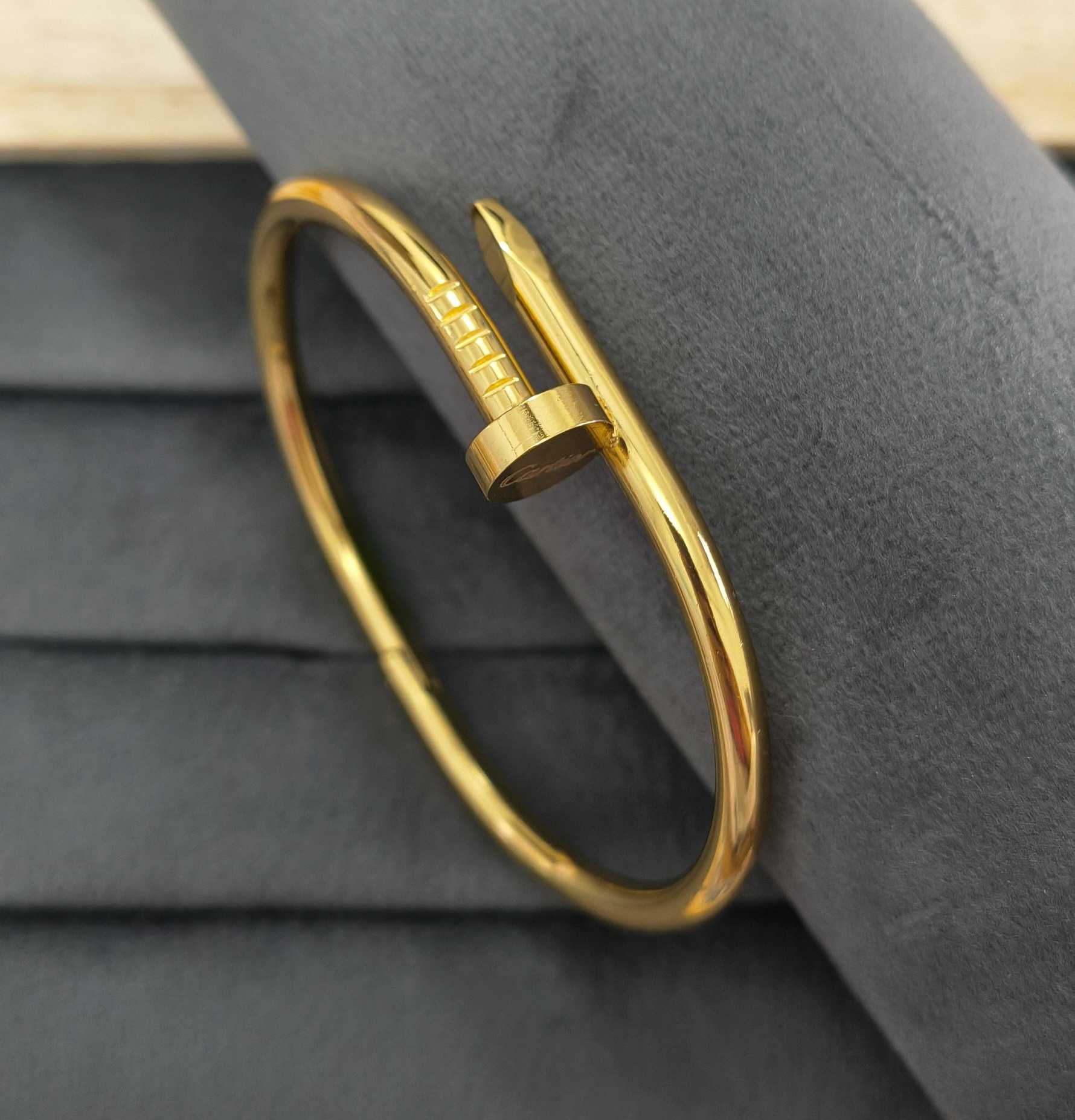 Anti Tarnish Bracelet Trendy Nail Design 18K Gold Plated