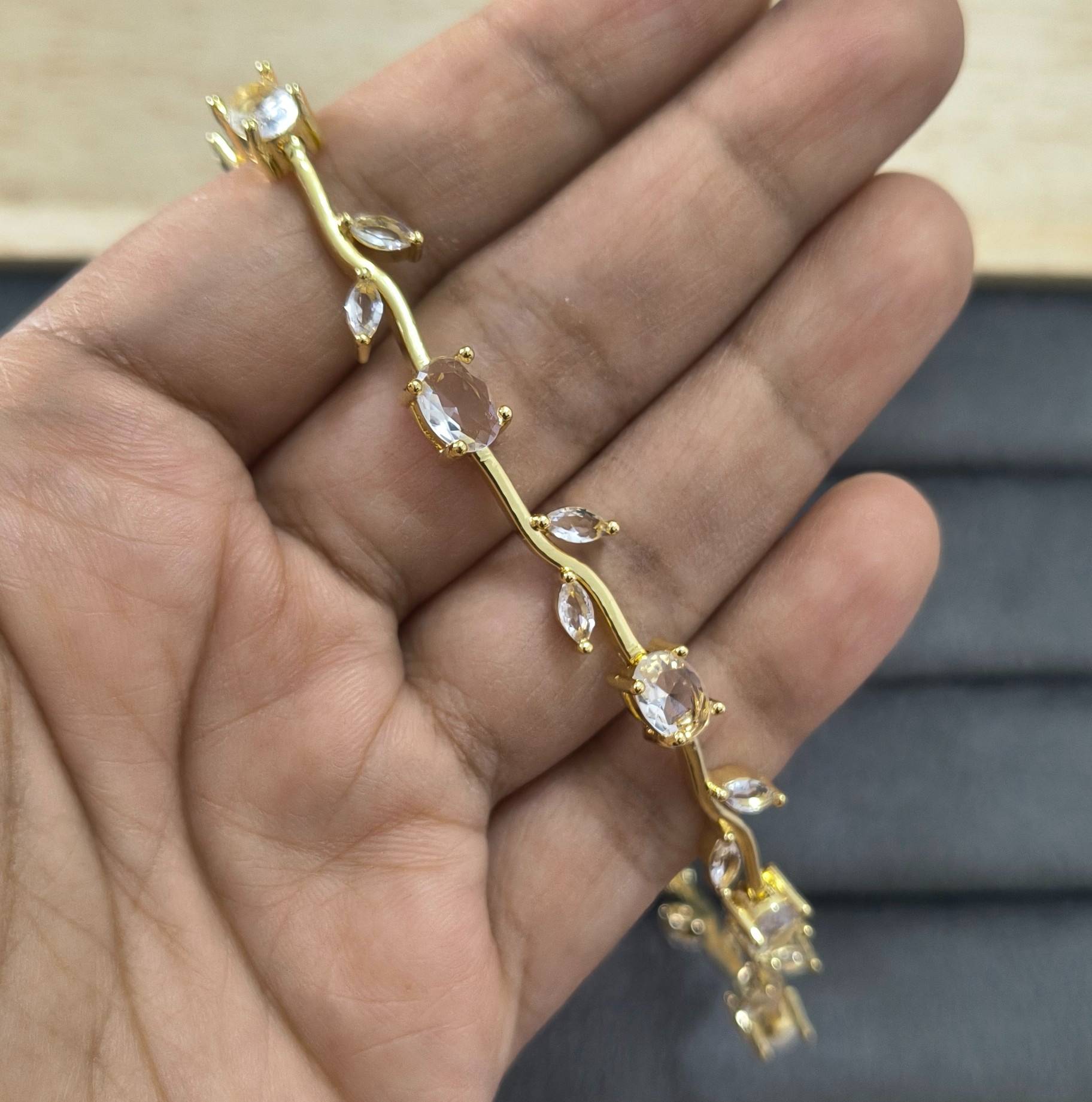 Anti Tarnish Bracelet Viral Tulip Bracelet 18K Gold Plated