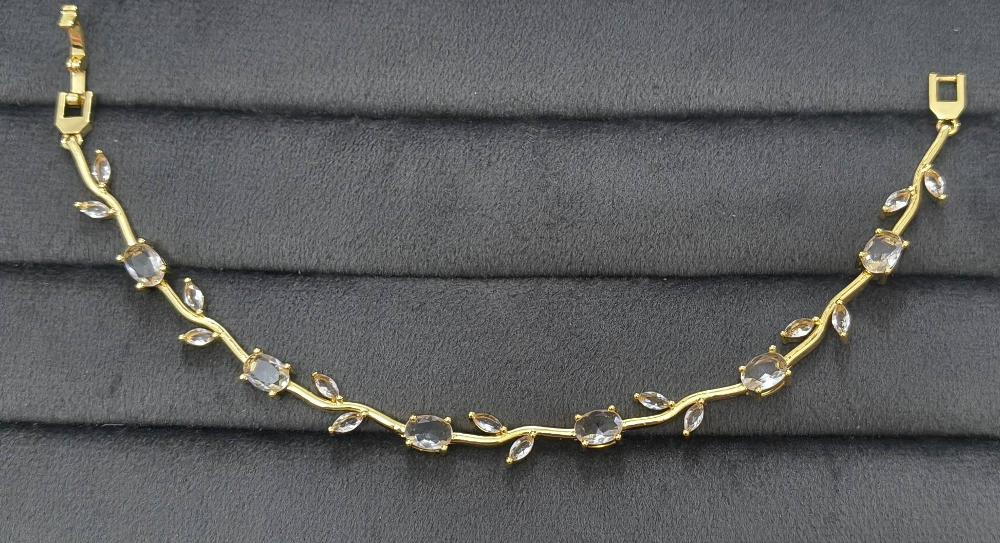 Anti Tarnish Bracelet Viral Tulip Bracelet 18K Gold Plated