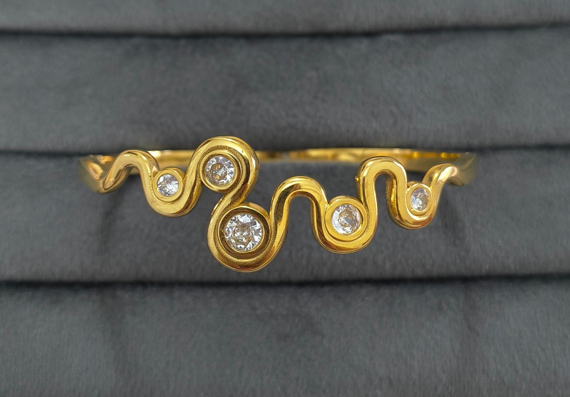 Anti Tarnish Bracelet Wave Crystal Design 18K Gold Plated