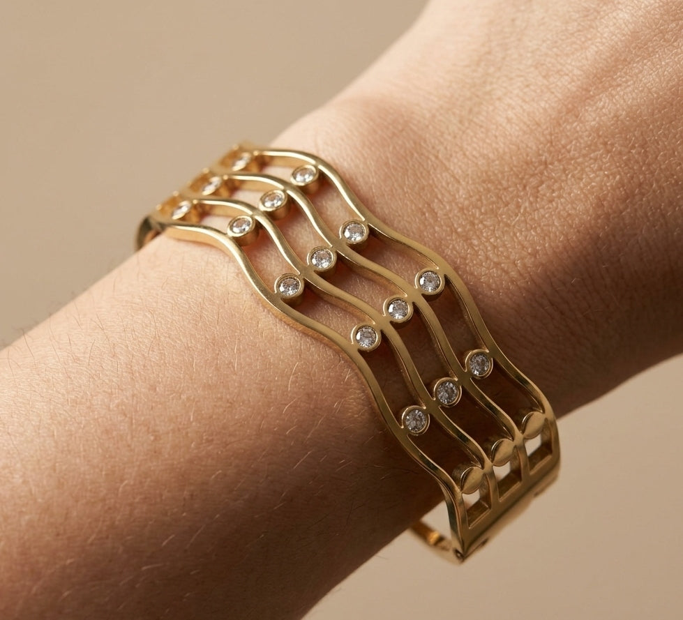 Anti Tarnish Bracelet Wavy Stacked Design 18K Gold Plated