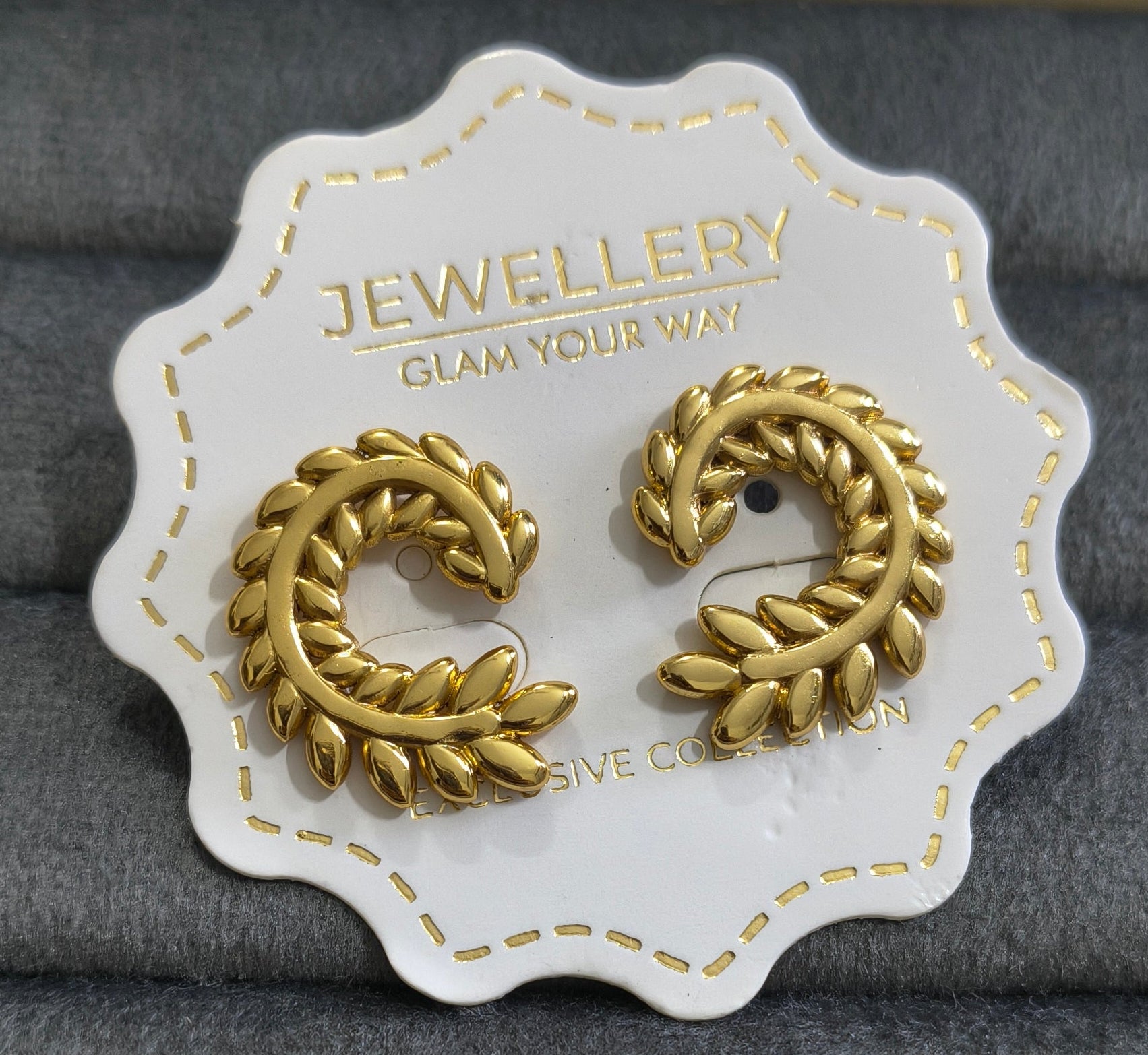 Anti Tarnish Braided Leaf Design Stud Earrings 18K Gold Plated