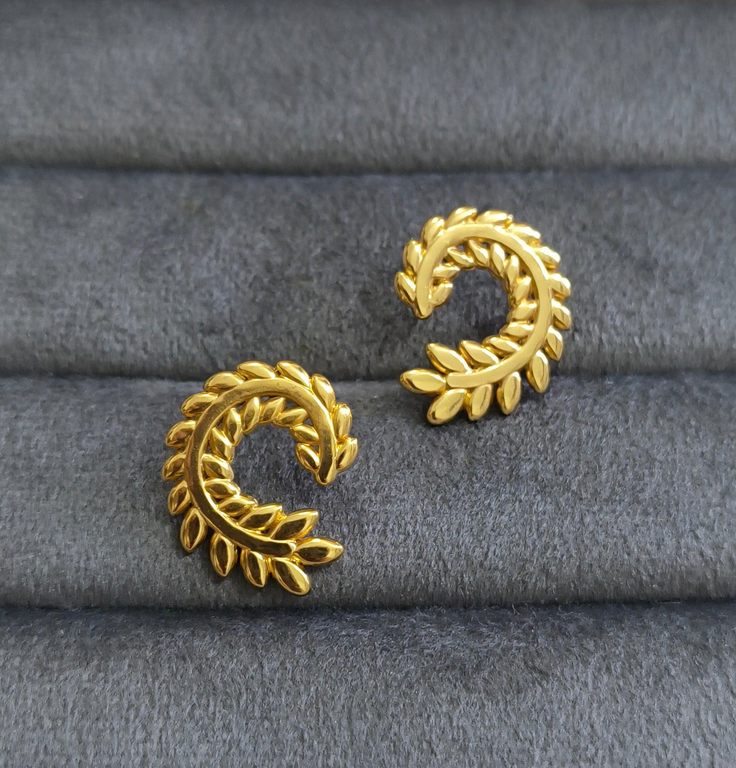 Anti Tarnish Braided Leaf Design Stud Earrings 18K Gold Plated