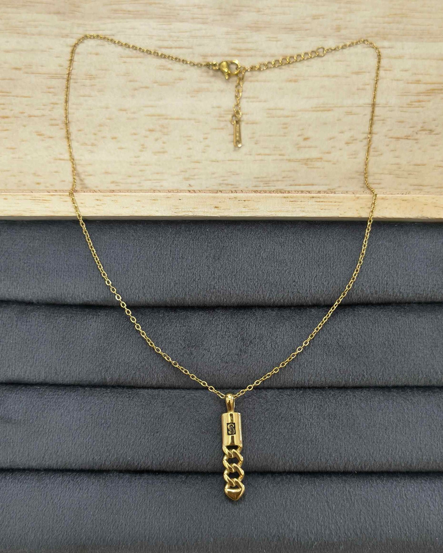 Anti Tarnish Chain Style Pendant Necklace 18K Gold Plated