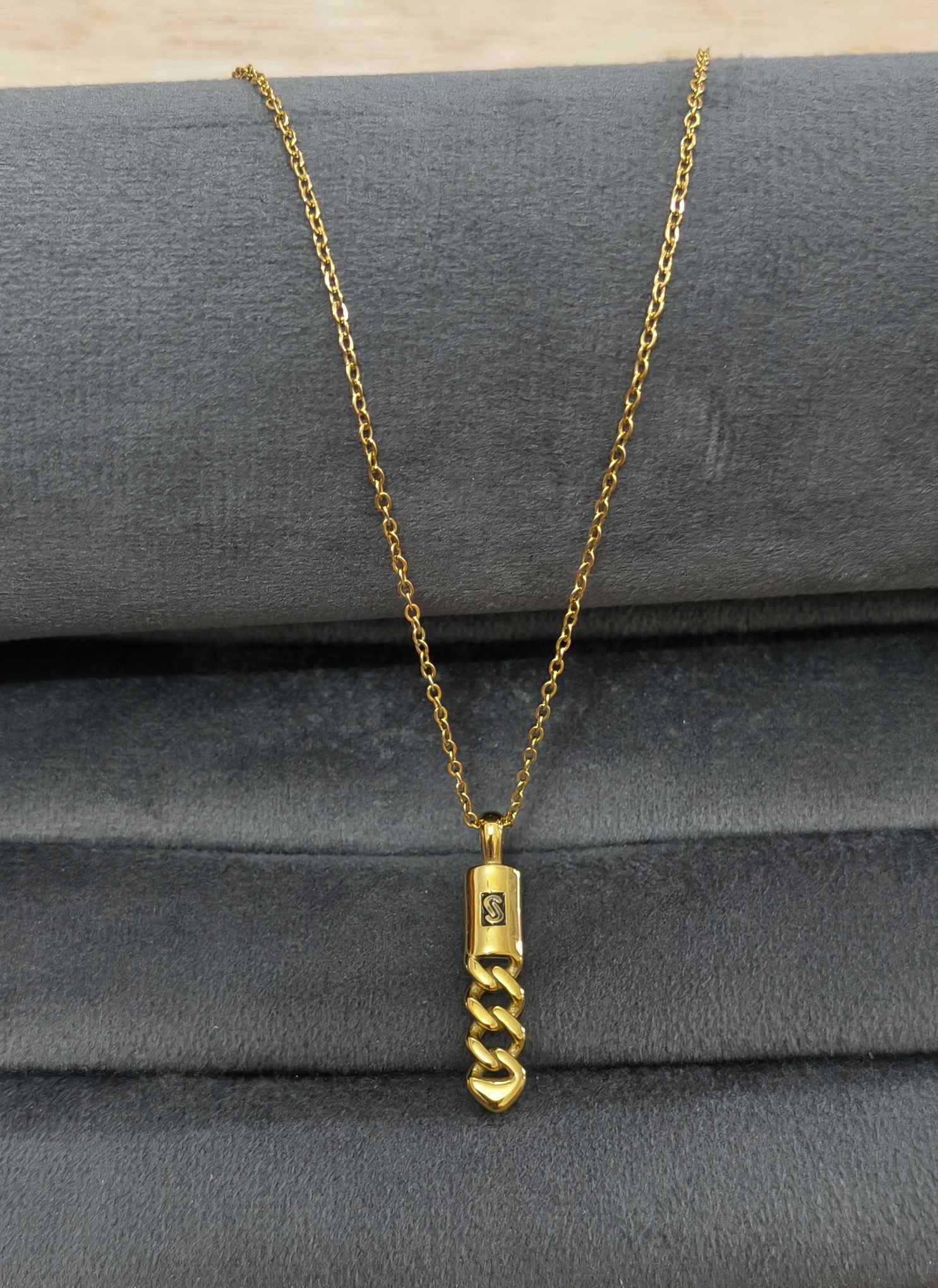 Anti Tarnish Chain Style Pendant Necklace 18K Gold Plated
