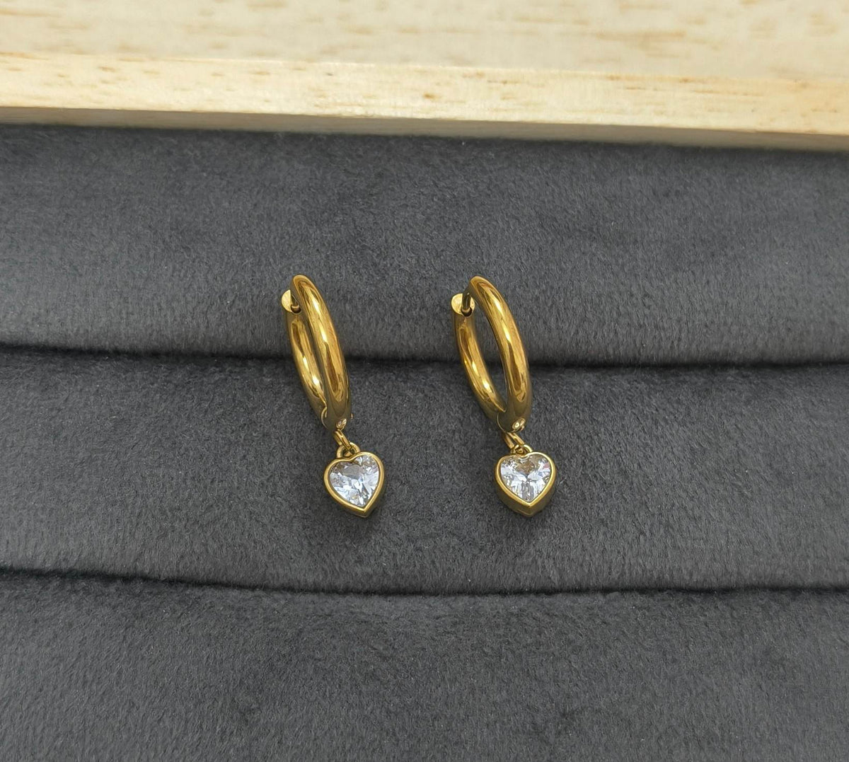 Anti Tarnish Classic Heart Dangler Earrings 18K Gold Plated