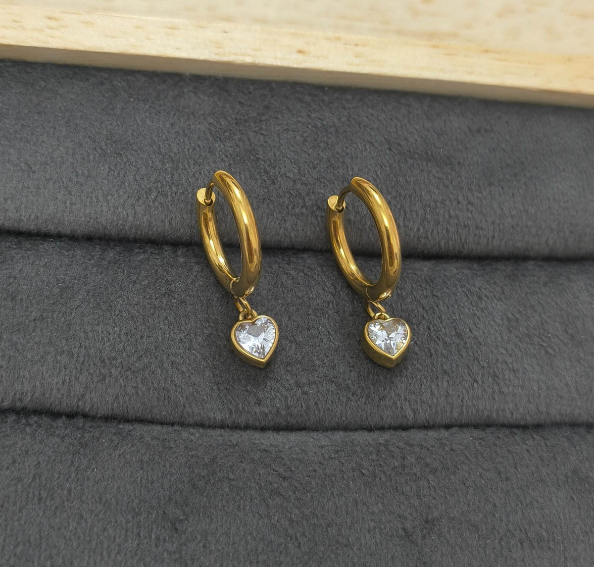 Anti Tarnish Classic Heart Dangler Earrings 18K Gold Plated
