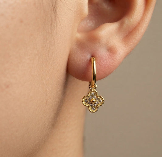 Anti Tarnish Clover Floral Dangler 18K Gold Plated