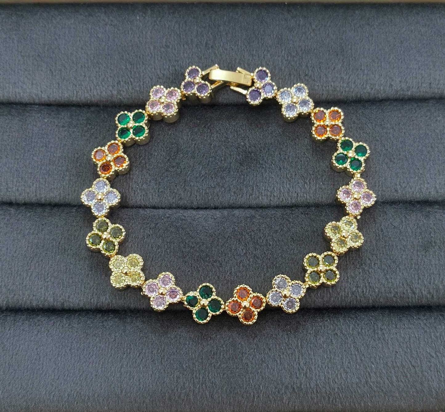 Anti Tarnish Color Blast Clover Bracelet 18K Gold Plated
