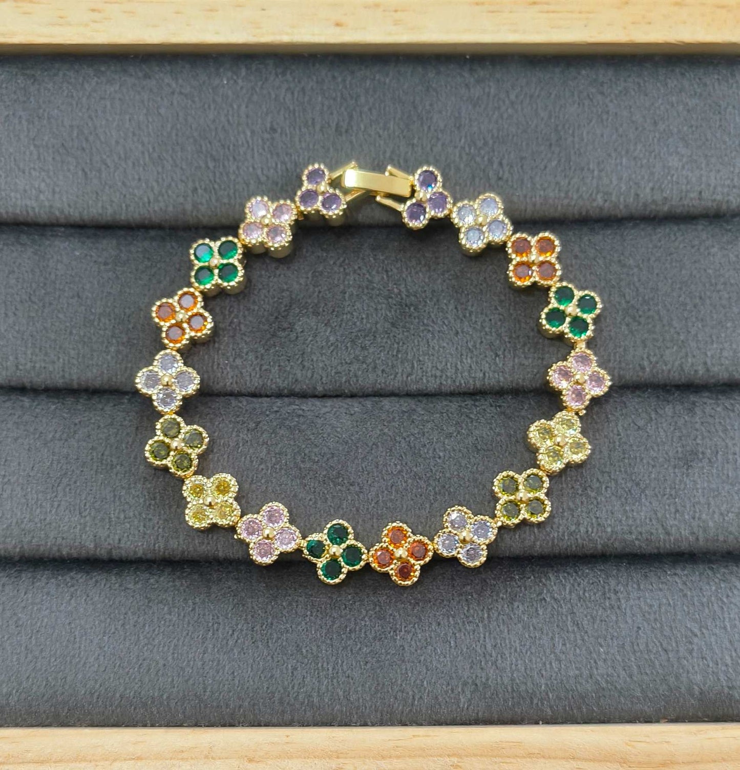 Anti Tarnish Color Blast Clover Bracelet 18K Gold Plated