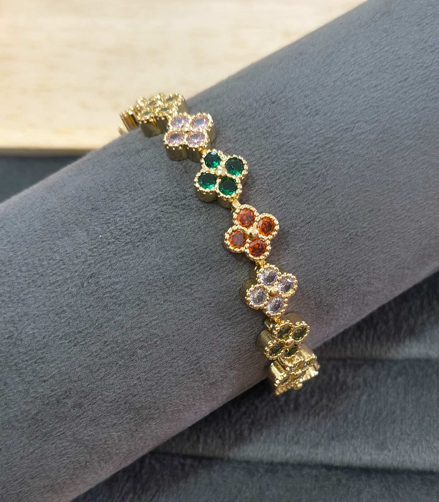 Anti Tarnish Color Blast Clover Bracelet 18K Gold Plated