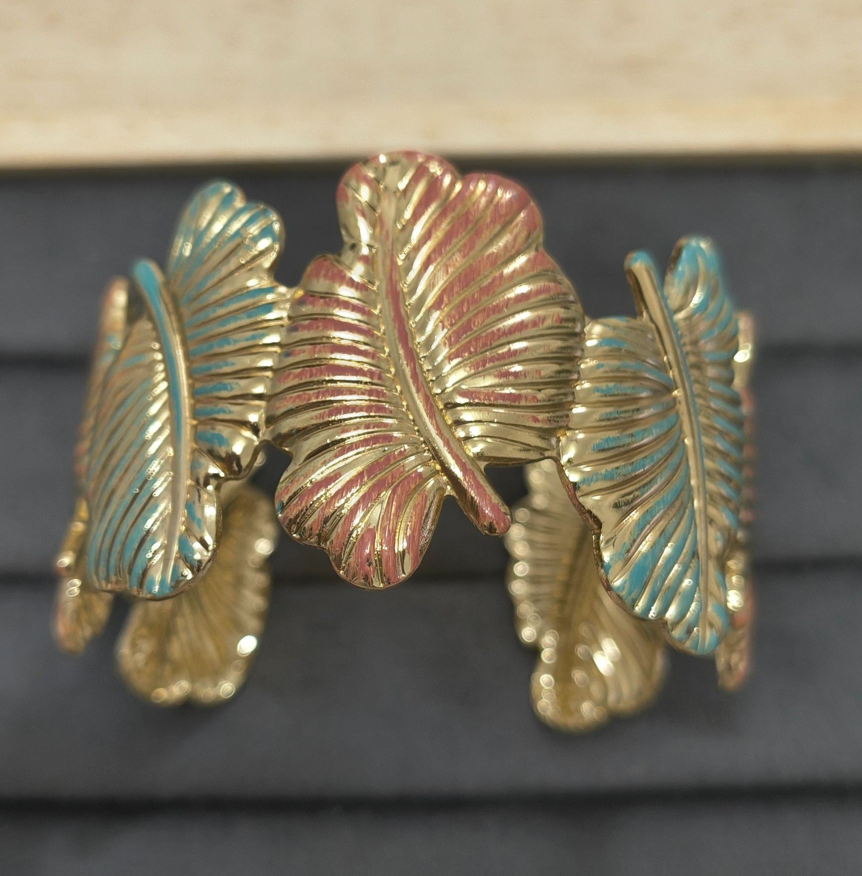 Anti Tarnish Cuff Bracelet Enamel Leaf Shape 18K Gold Plated